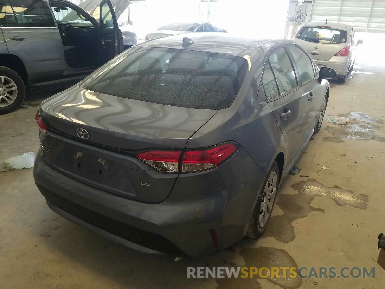 4 Photograph of a damaged car 5YFEPRAE3LP103200 TOYOTA COROLLA 2020