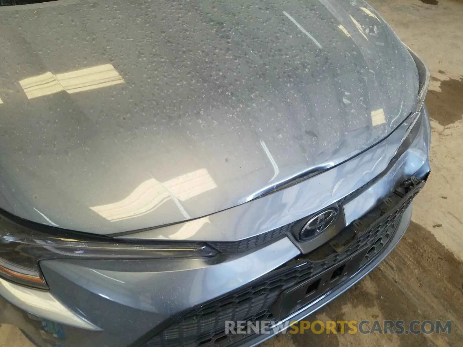 9 Photograph of a damaged car 5YFEPRAE3LP103200 TOYOTA COROLLA 2020