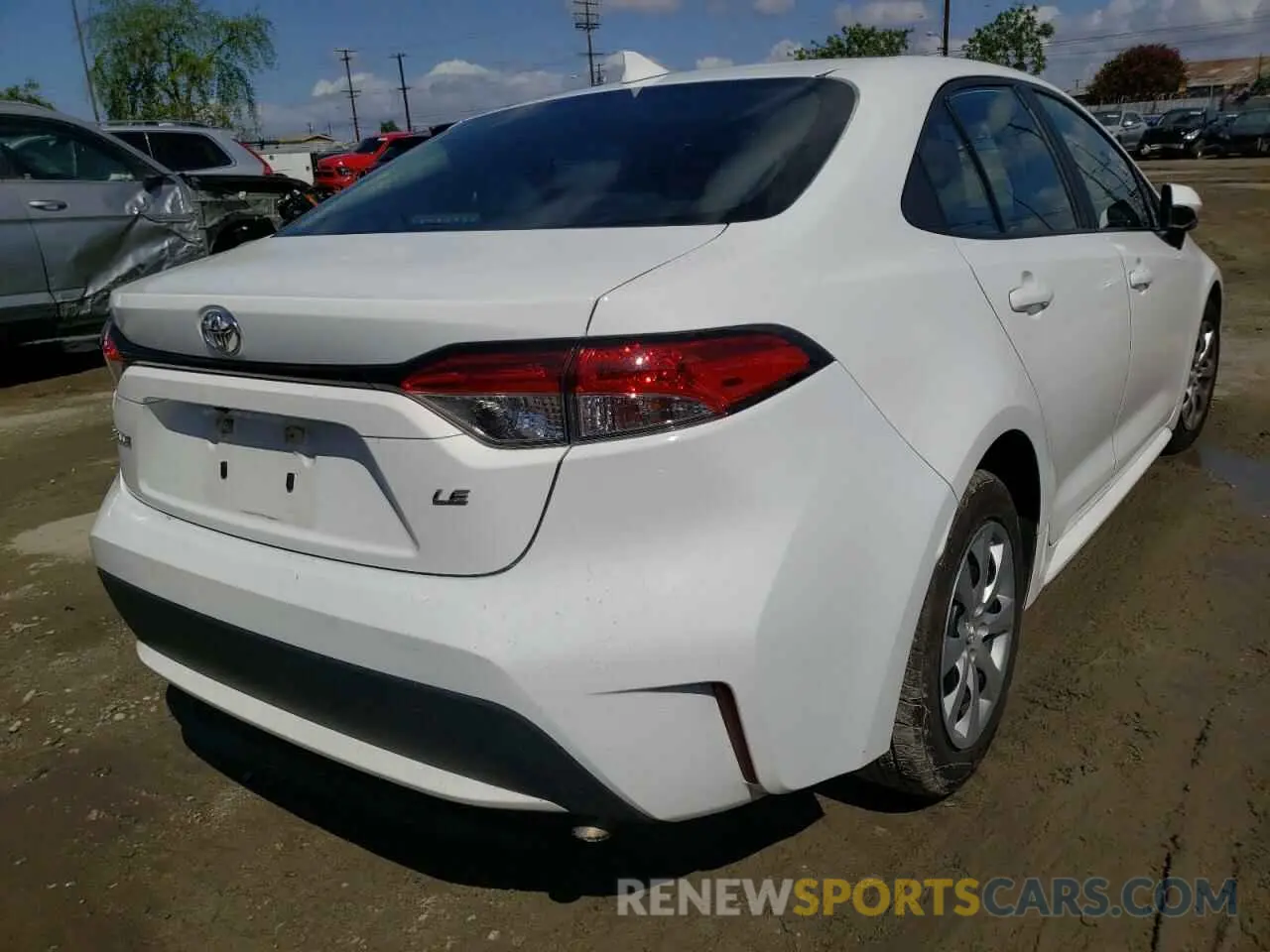 4 Photograph of a damaged car 5YFEPRAE3LP103388 TOYOTA COROLLA 2020