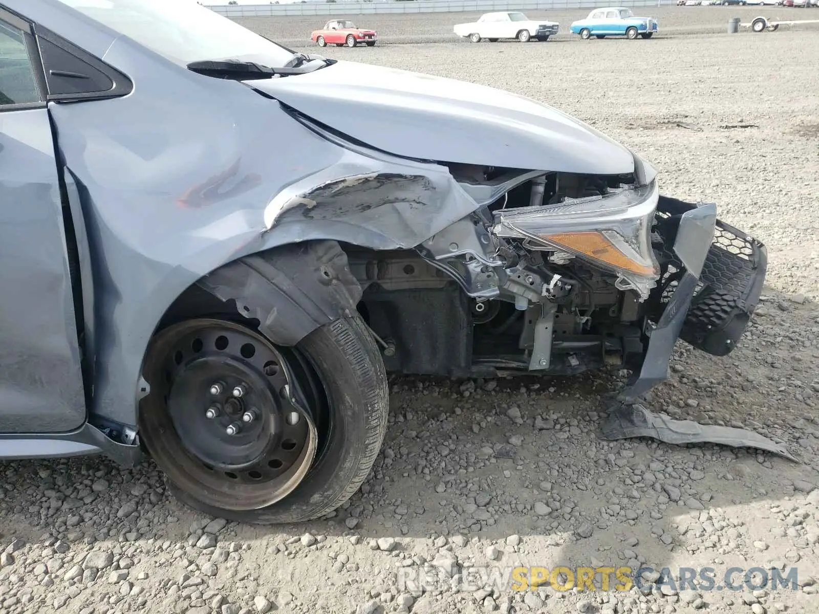 9 Photograph of a damaged car 5YFEPRAE3LP104542 TOYOTA COROLLA 2020