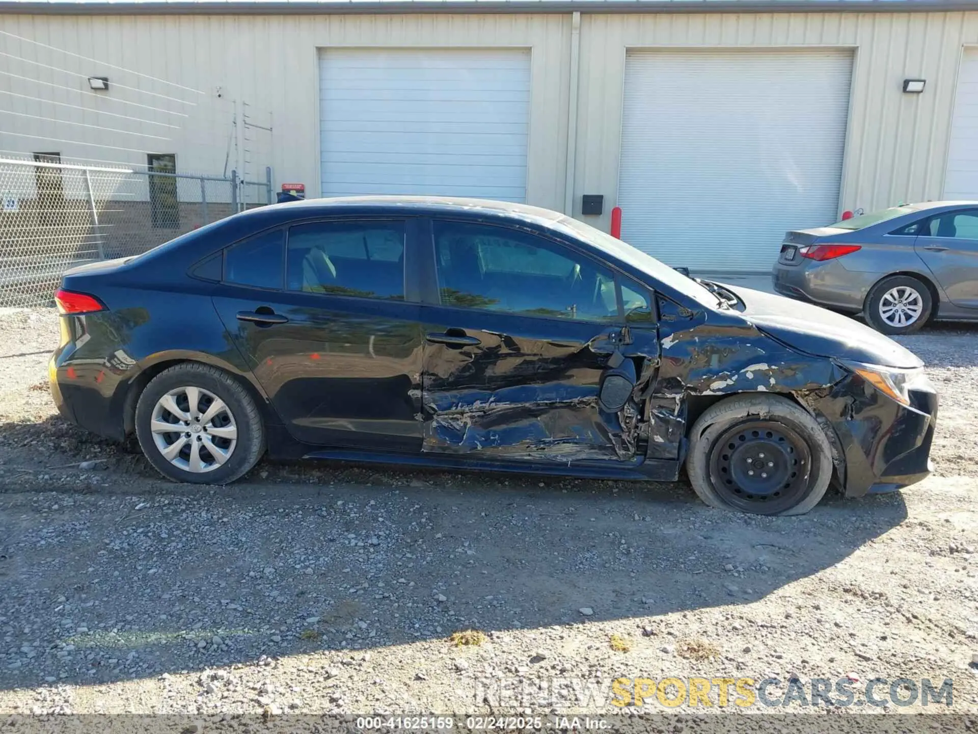 13 Photograph of a damaged car 5YFEPRAE3LP114858 TOYOTA COROLLA 2020