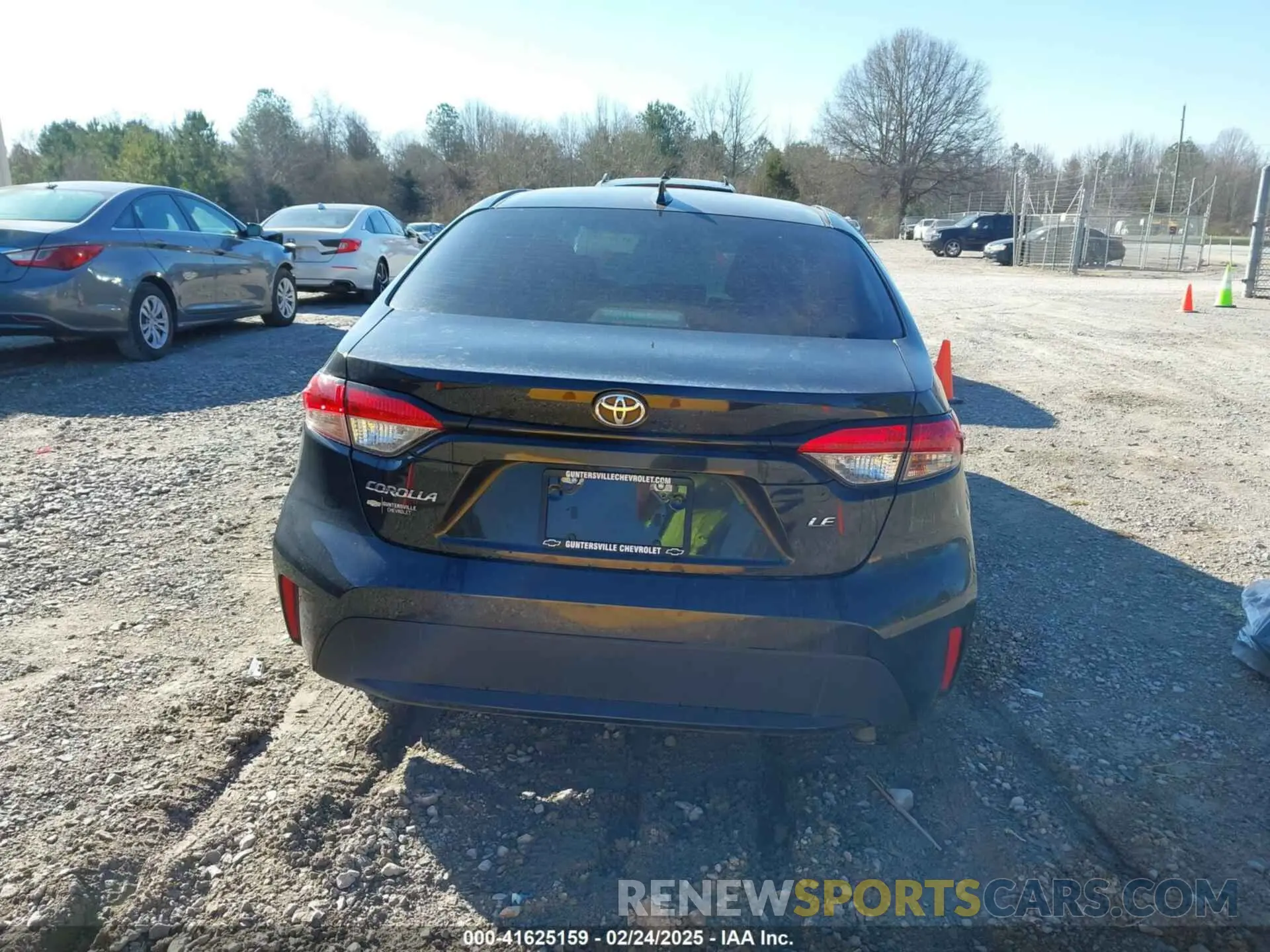 16 Photograph of a damaged car 5YFEPRAE3LP114858 TOYOTA COROLLA 2020