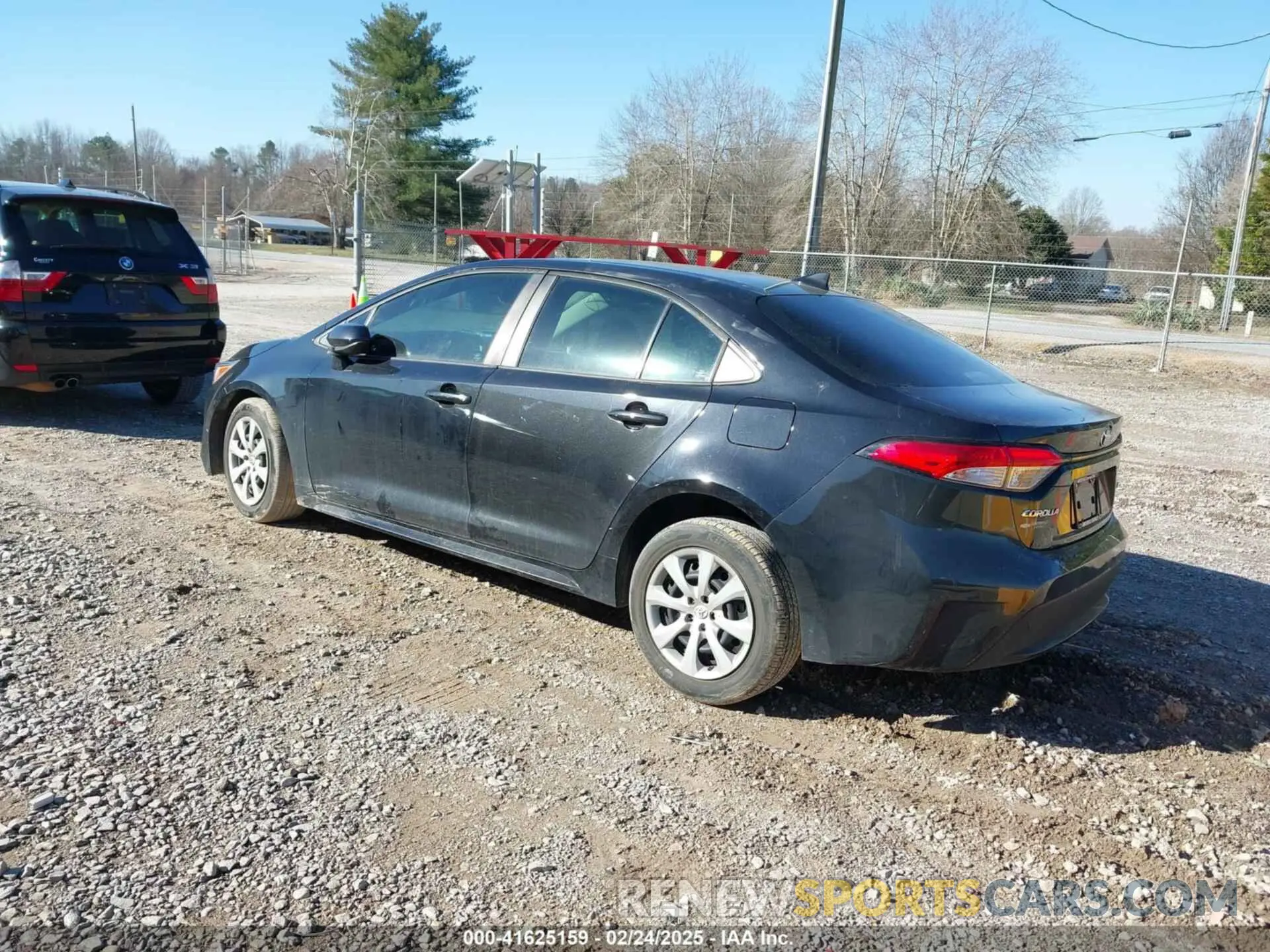 3 Photograph of a damaged car 5YFEPRAE3LP114858 TOYOTA COROLLA 2020