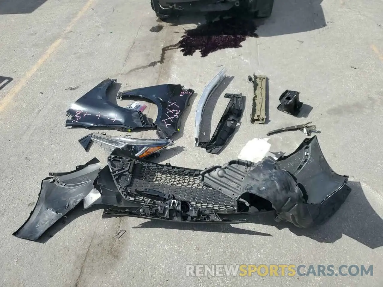 12 Photograph of a damaged car 5YFEPRAE3LP121230 TOYOTA COROLLA 2020