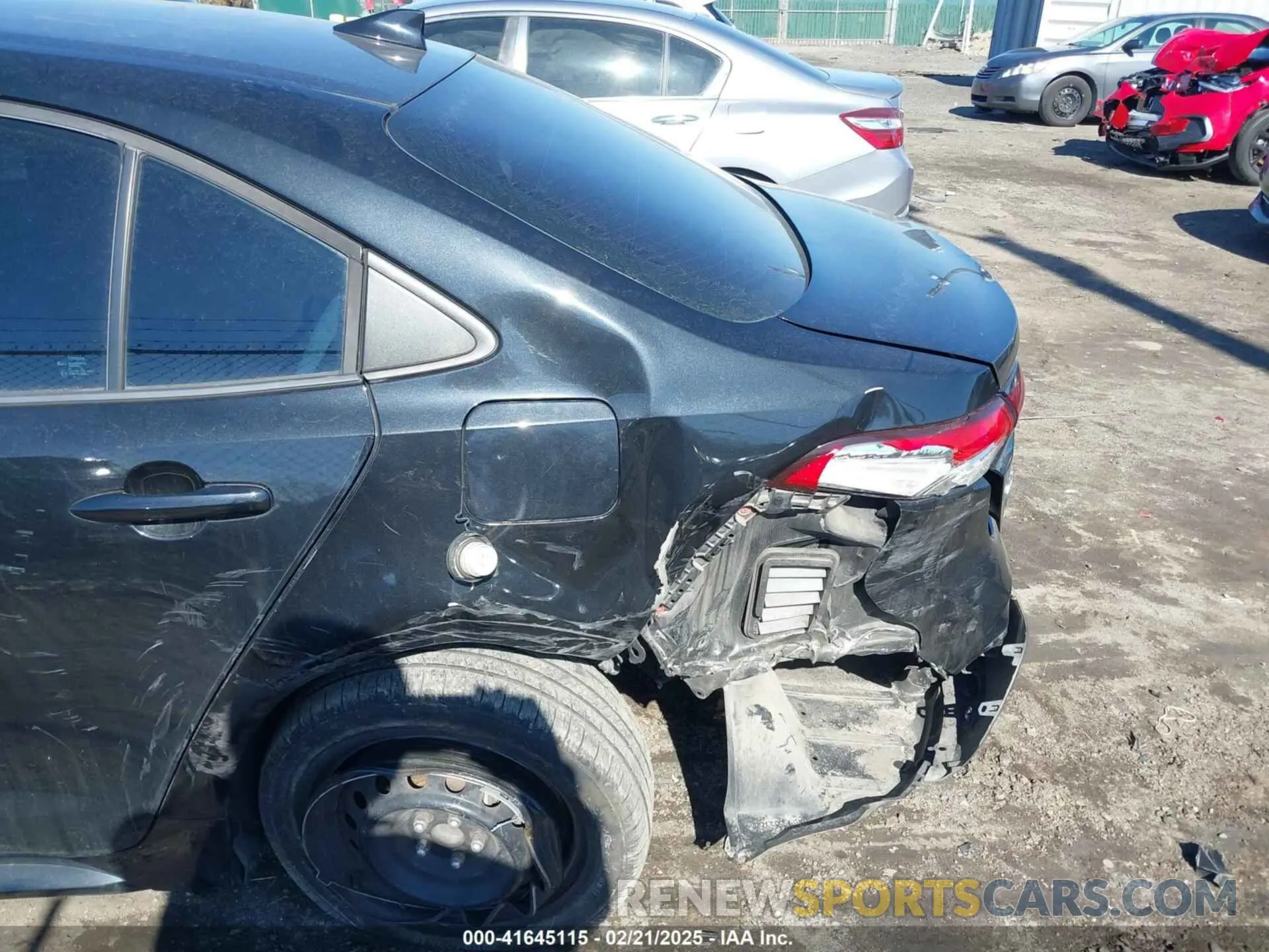 6 Photograph of a damaged car 5YFEPRAE3LP126010 TOYOTA COROLLA 2020