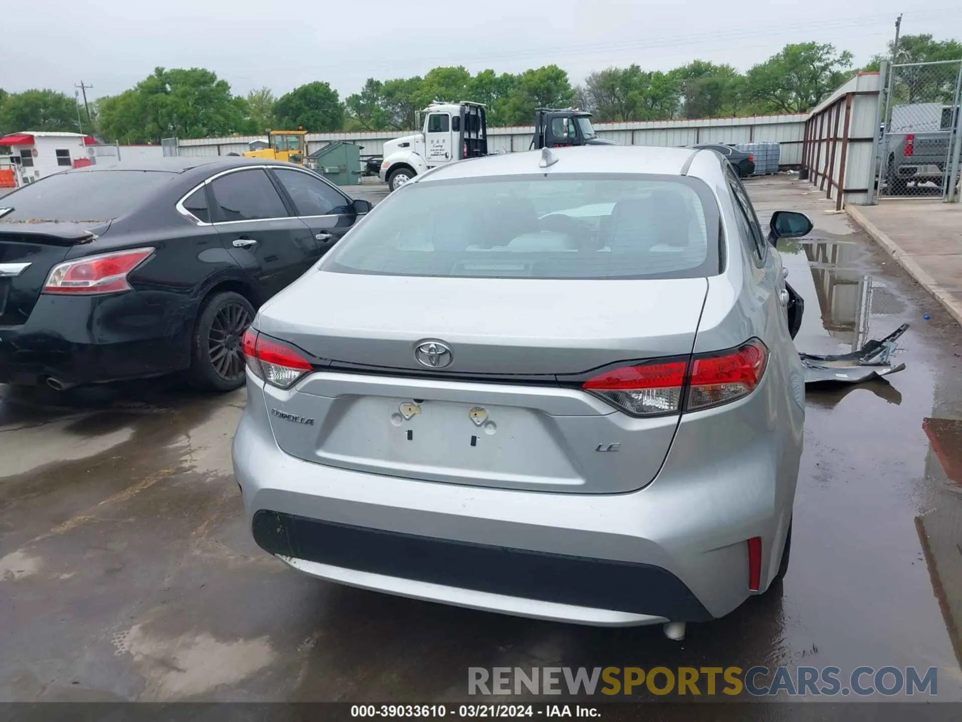 17 Фотография поврежденного автомобиля 5YFEPRAE3LP128002 TOYOTA COROLLA 2020