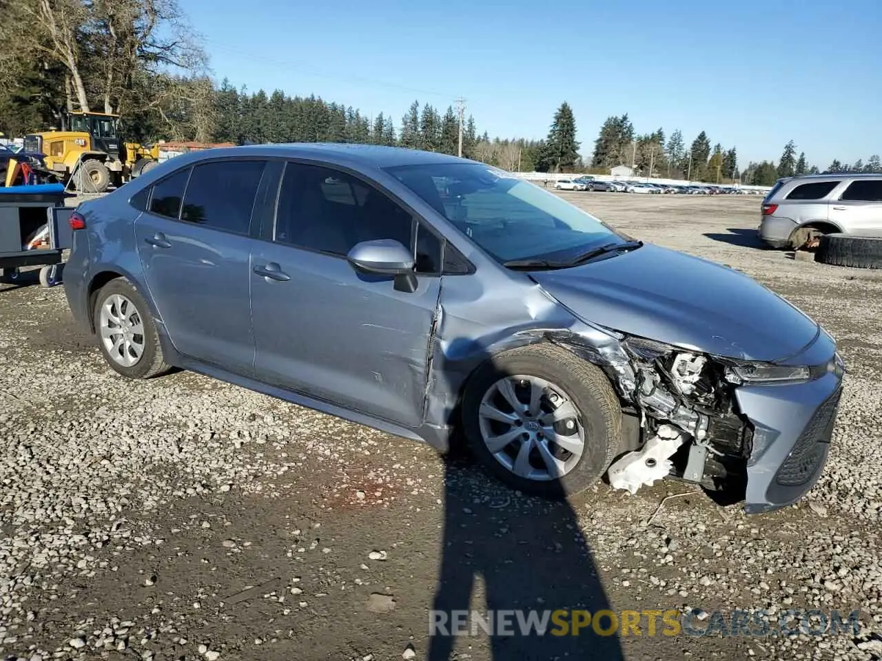 4 Photograph of a damaged car 5YFEPRAE3LP134088 TOYOTA COROLLA 2020