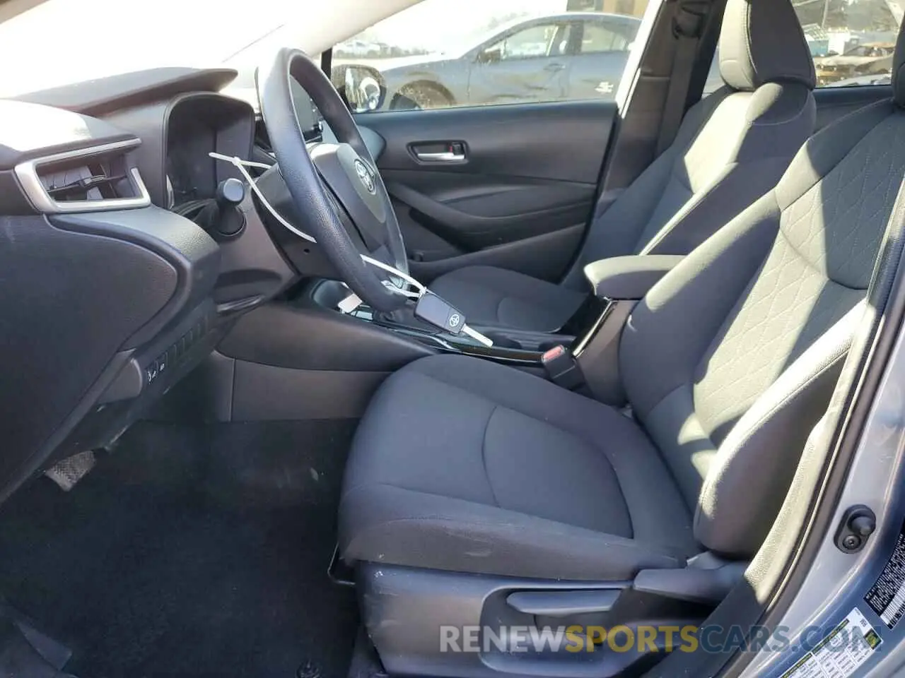 7 Photograph of a damaged car 5YFEPRAE3LP134088 TOYOTA COROLLA 2020