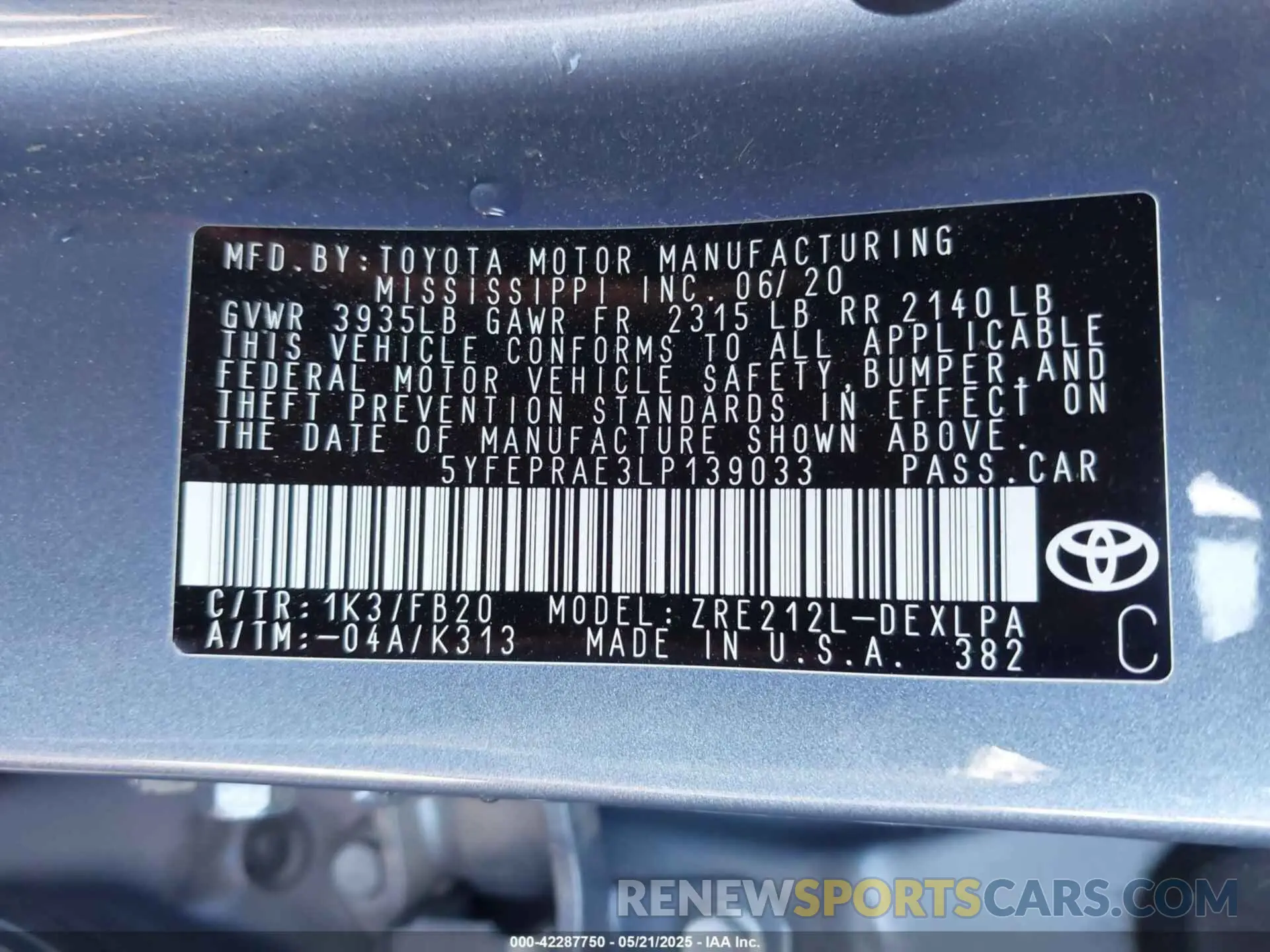 9 Photograph of a damaged car 5YFEPRAE3LP139033 TOYOTA COROLLA 2020