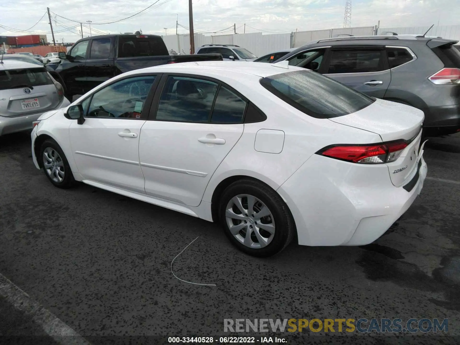 3 Фотография поврежденного автомобиля 5YFEPRAE3LP139050 TOYOTA COROLLA 2020