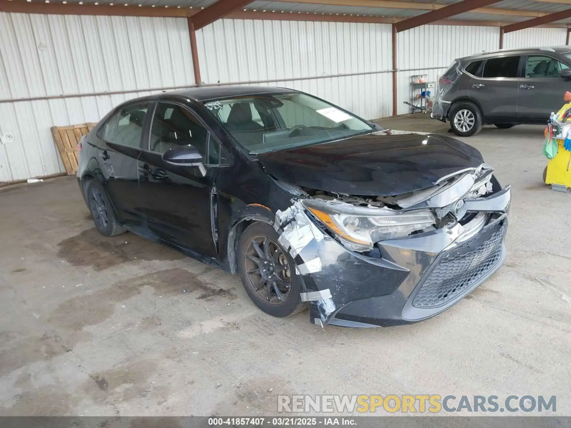 1 Photograph of a damaged car 5YFEPRAE4LP004997 TOYOTA COROLLA 2020