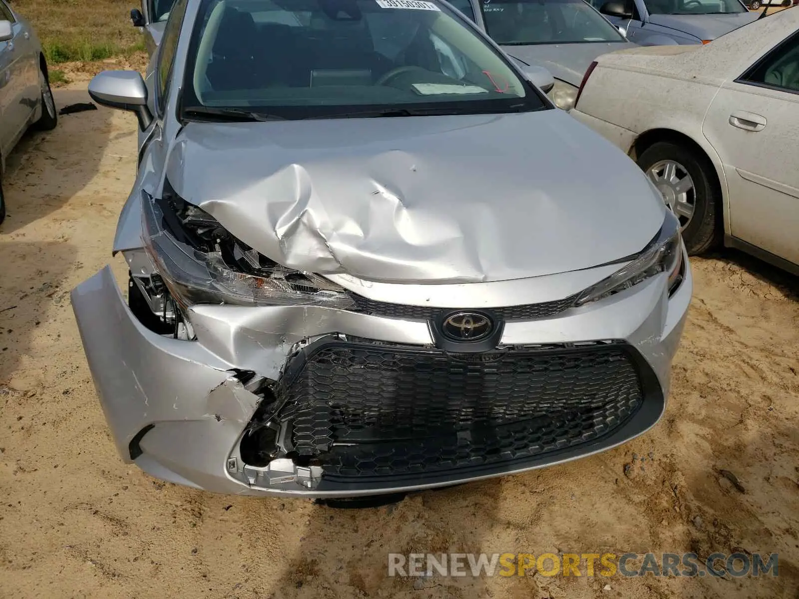 9 Photograph of a damaged car 5YFEPRAE4LP013067 TOYOTA COROLLA 2020