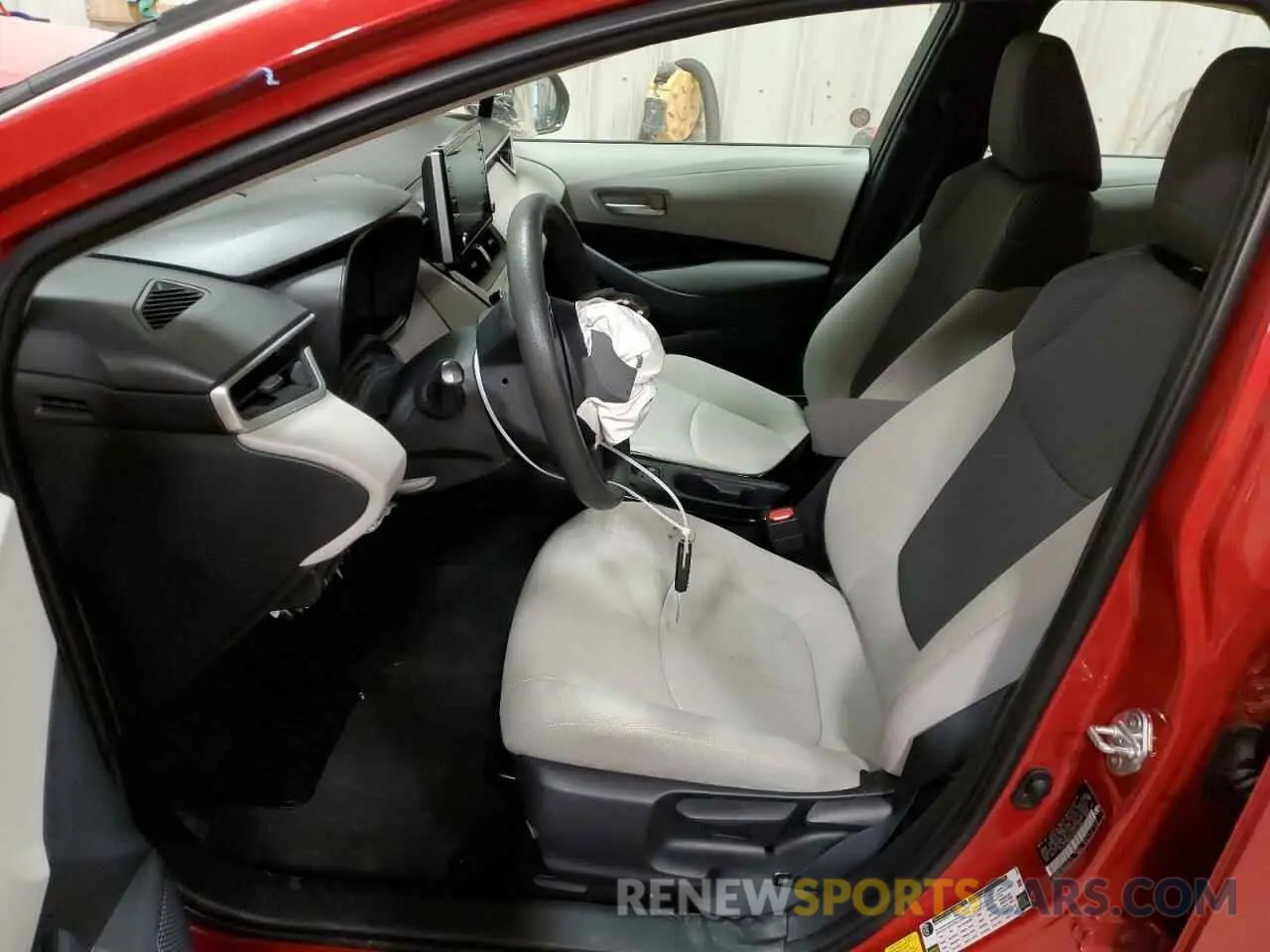 7 Фотография поврежденного автомобиля 5YFEPRAE4LP026594 TOYOTA COROLLA 2020