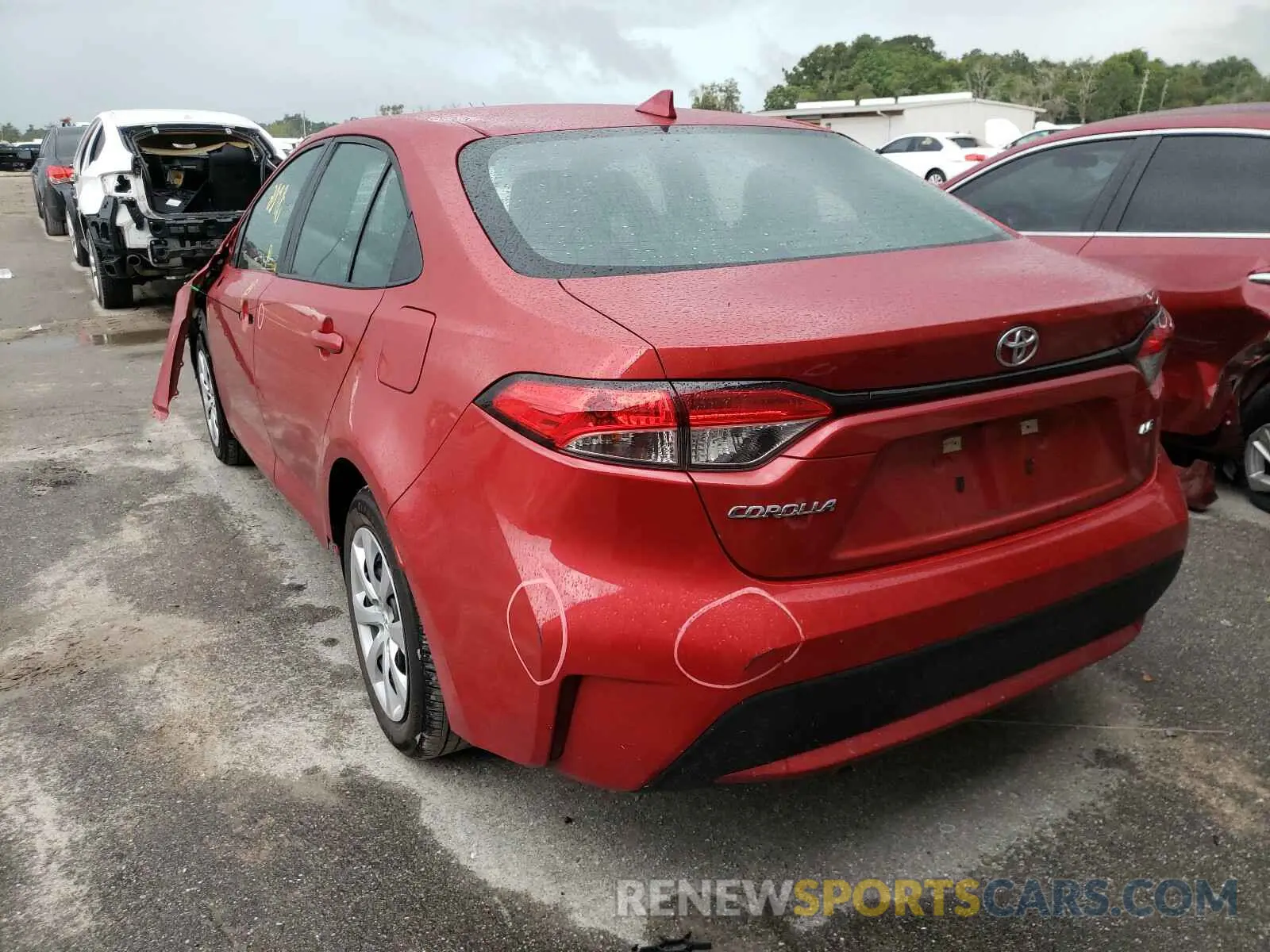 3 Photograph of a damaged car 5YFEPRAE4LP035912 TOYOTA COROLLA 2020