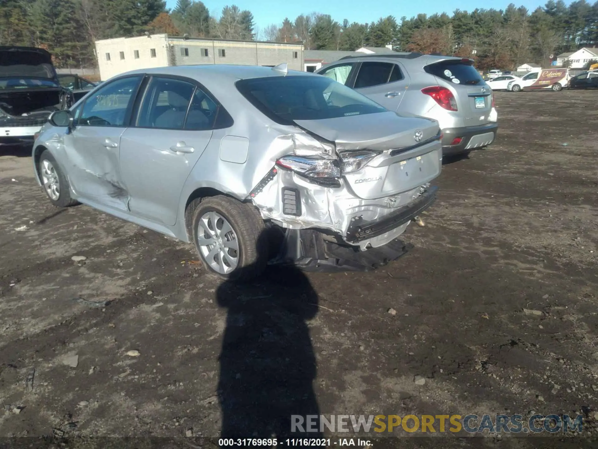 3 Photograph of a damaged car 5YFEPRAE4LP050894 TOYOTA COROLLA 2020