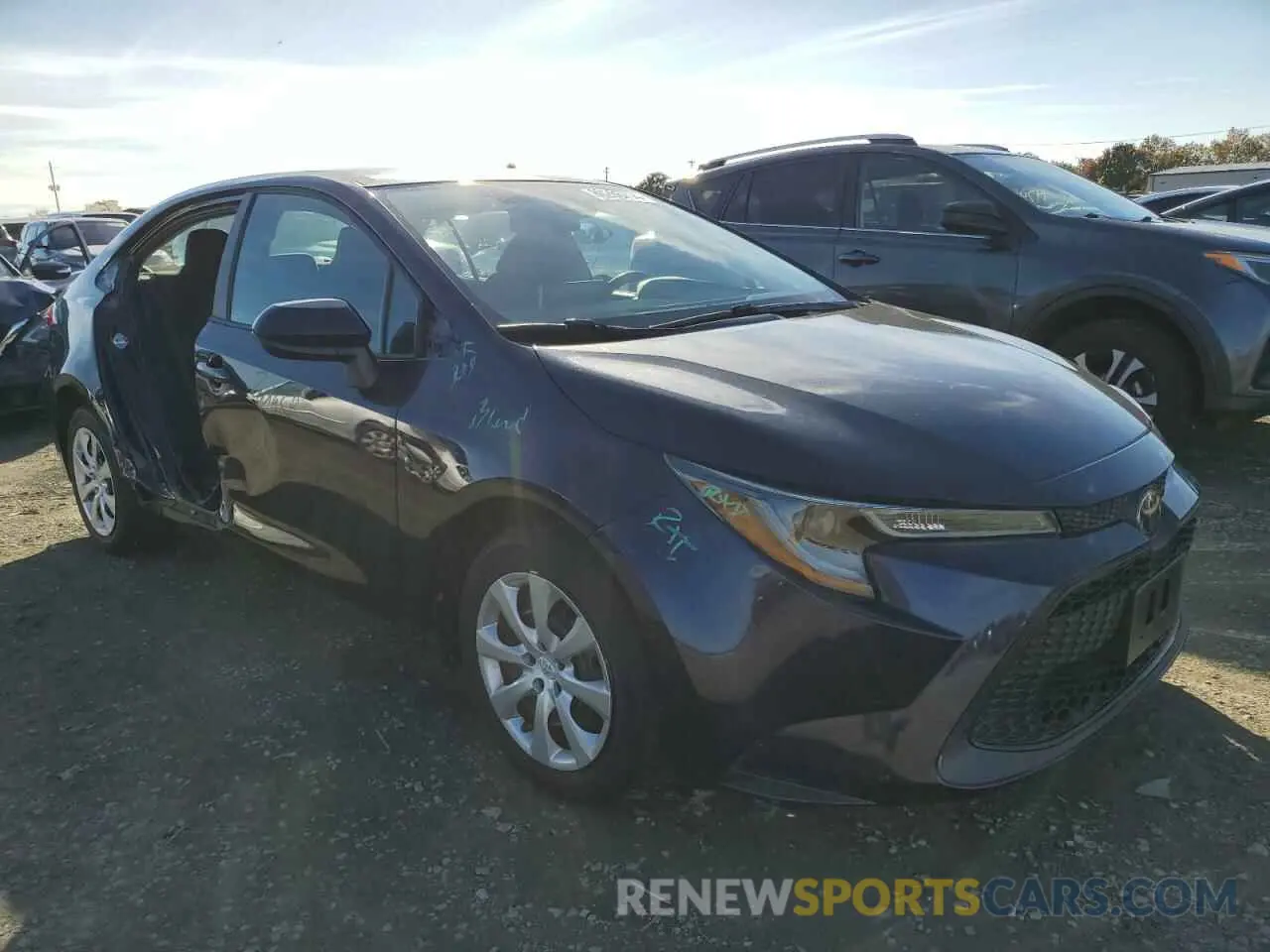 4 Photograph of a damaged car 5YFEPRAE4LP057988 TOYOTA COROLLA 2020