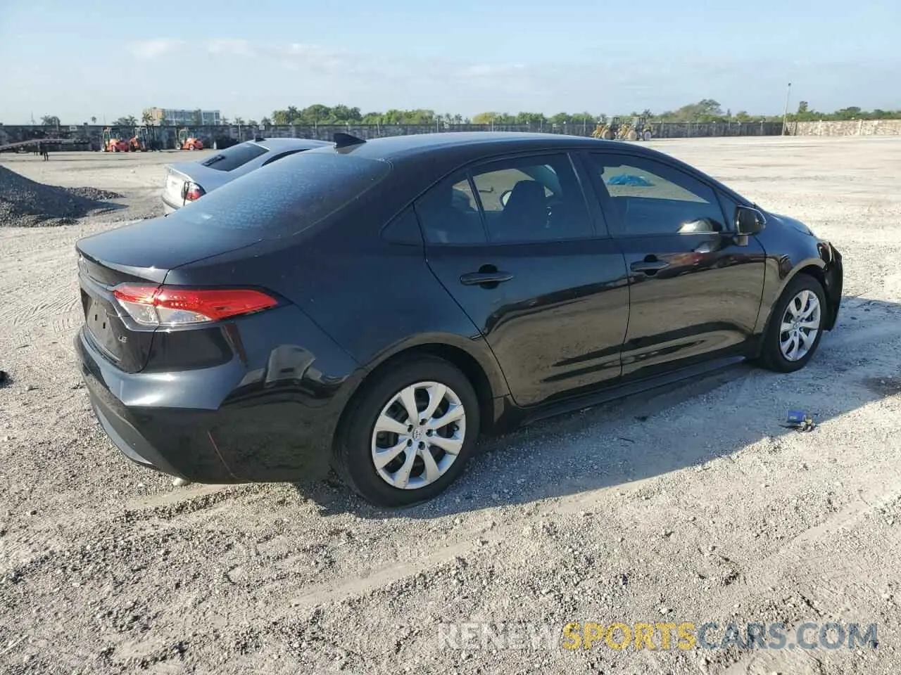 3 Photograph of a damaged car 5YFEPRAE4LP059689 TOYOTA COROLLA 2020