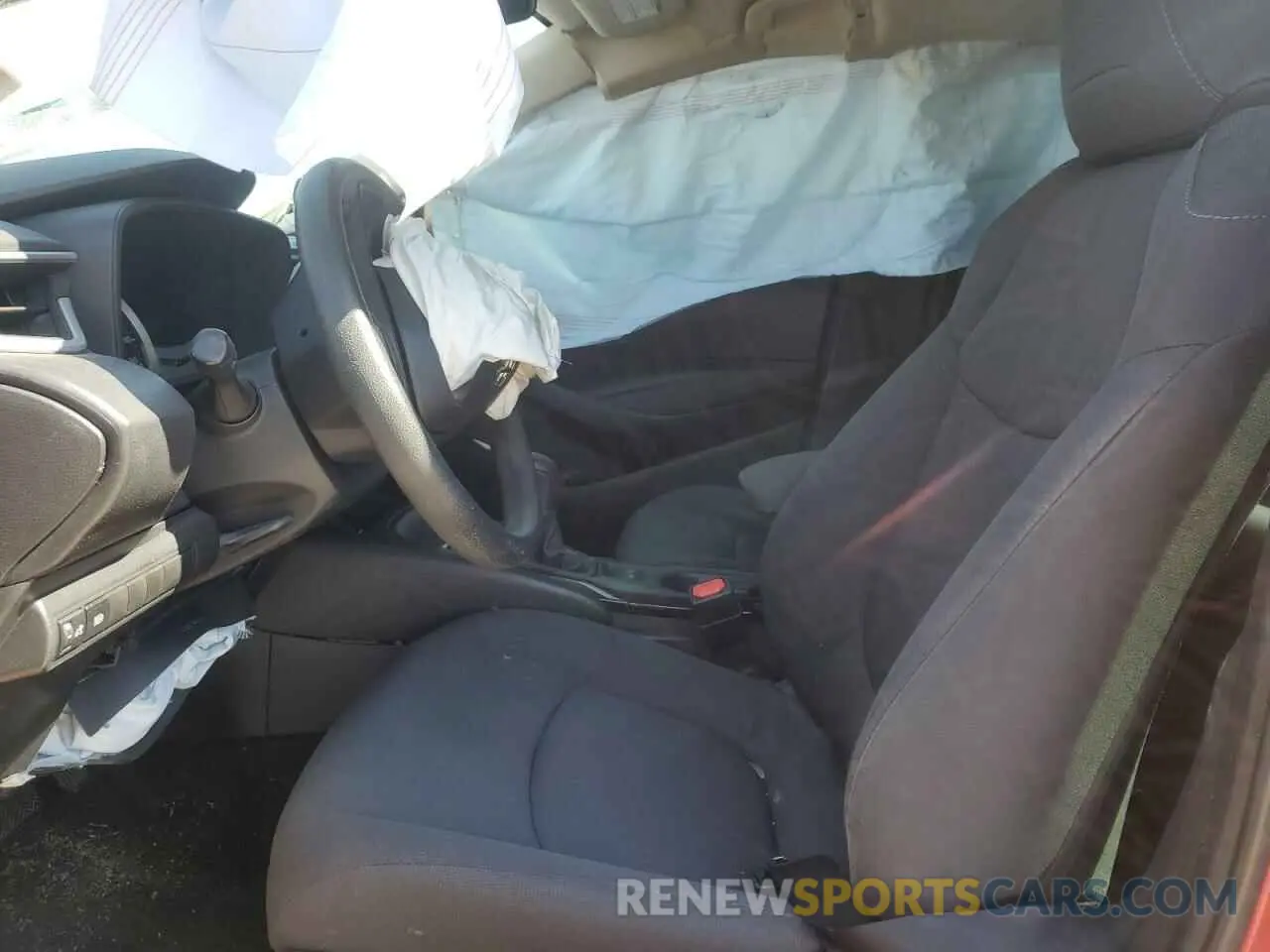 7 Photograph of a damaged car 5YFEPRAE4LP064942 TOYOTA COROLLA 2020