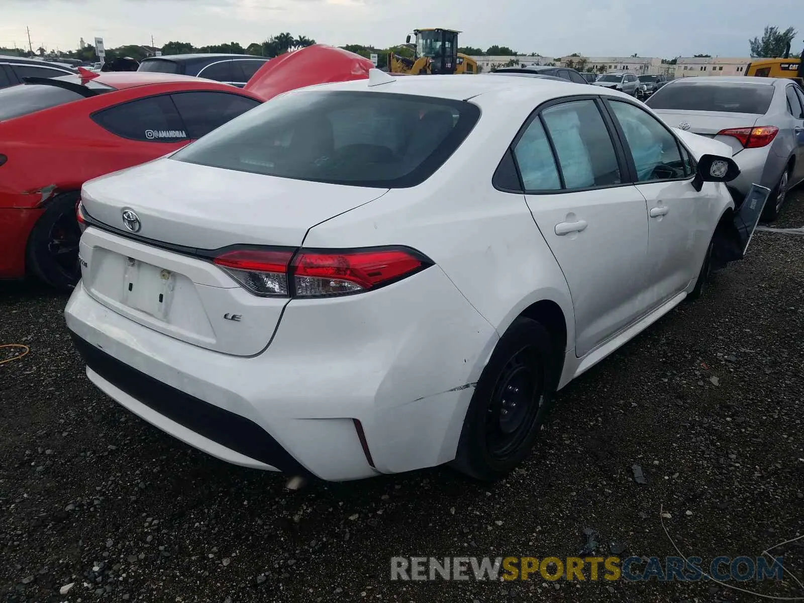 4 Photograph of a damaged car 5YFEPRAE4LP069123 TOYOTA COROLLA 2020
