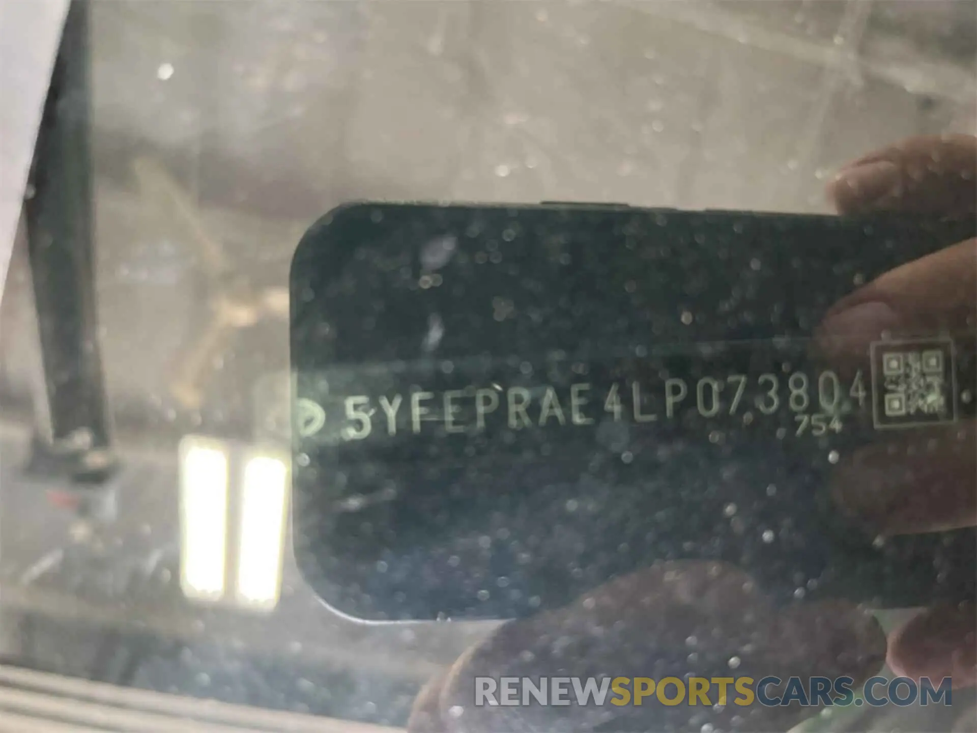 13 Photograph of a damaged car 5YFEPRAE4LP073804 TOYOTA COROLLA 2020