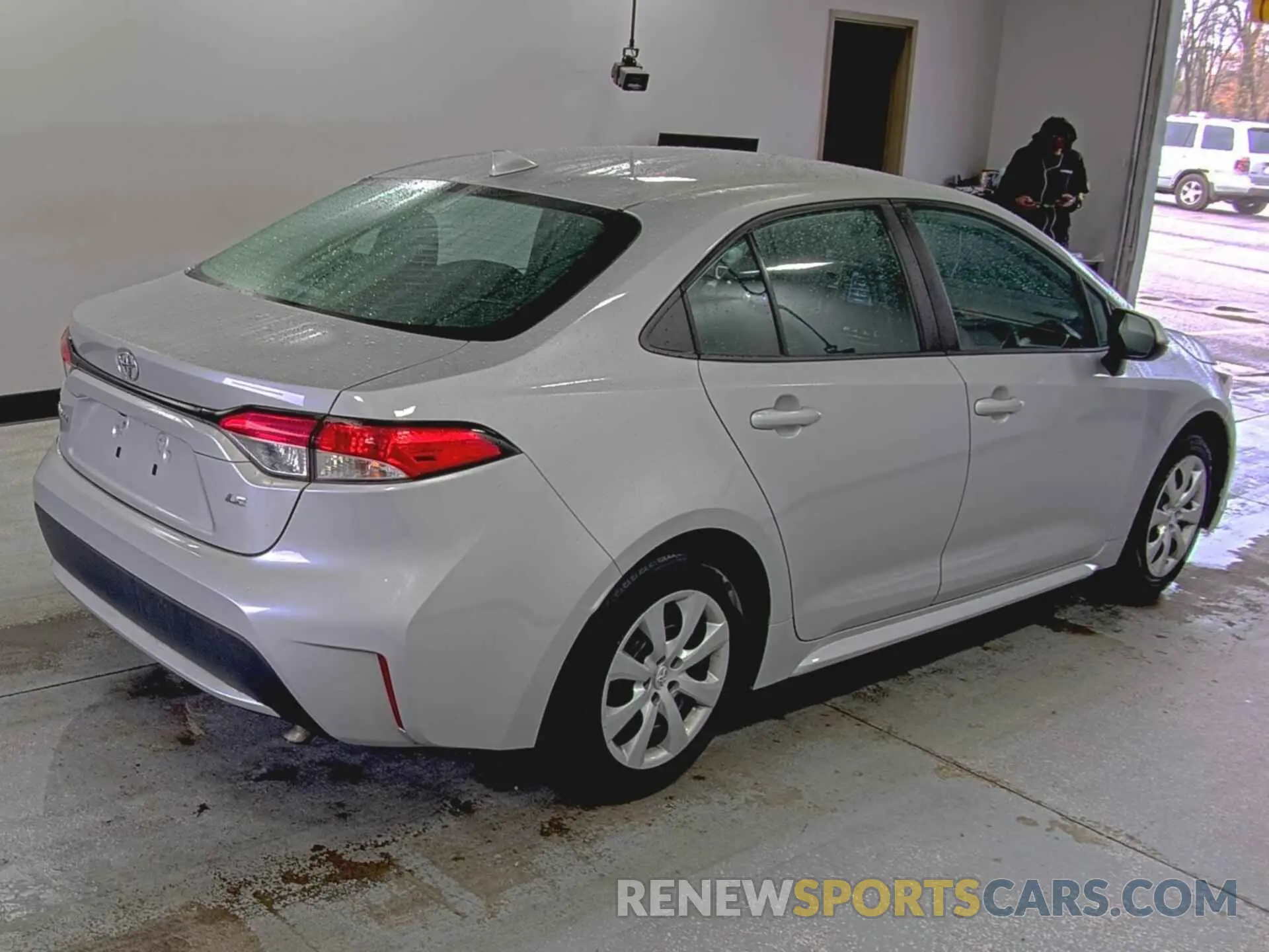 26 Photograph of a damaged car 5YFEPRAE4LP073804 TOYOTA COROLLA 2020