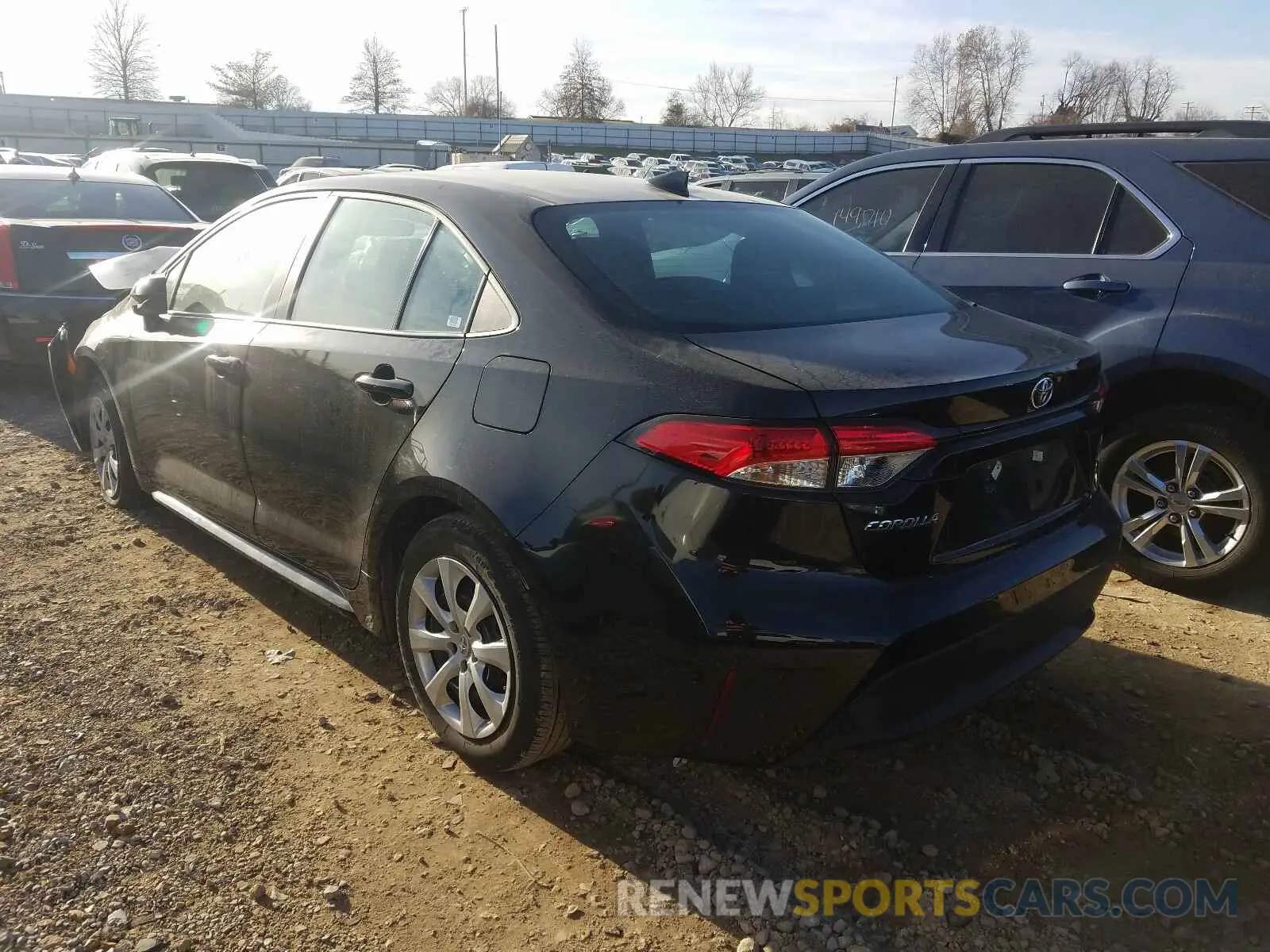 3 Photograph of a damaged car 5YFEPRAE4LP075052 TOYOTA COROLLA 2020