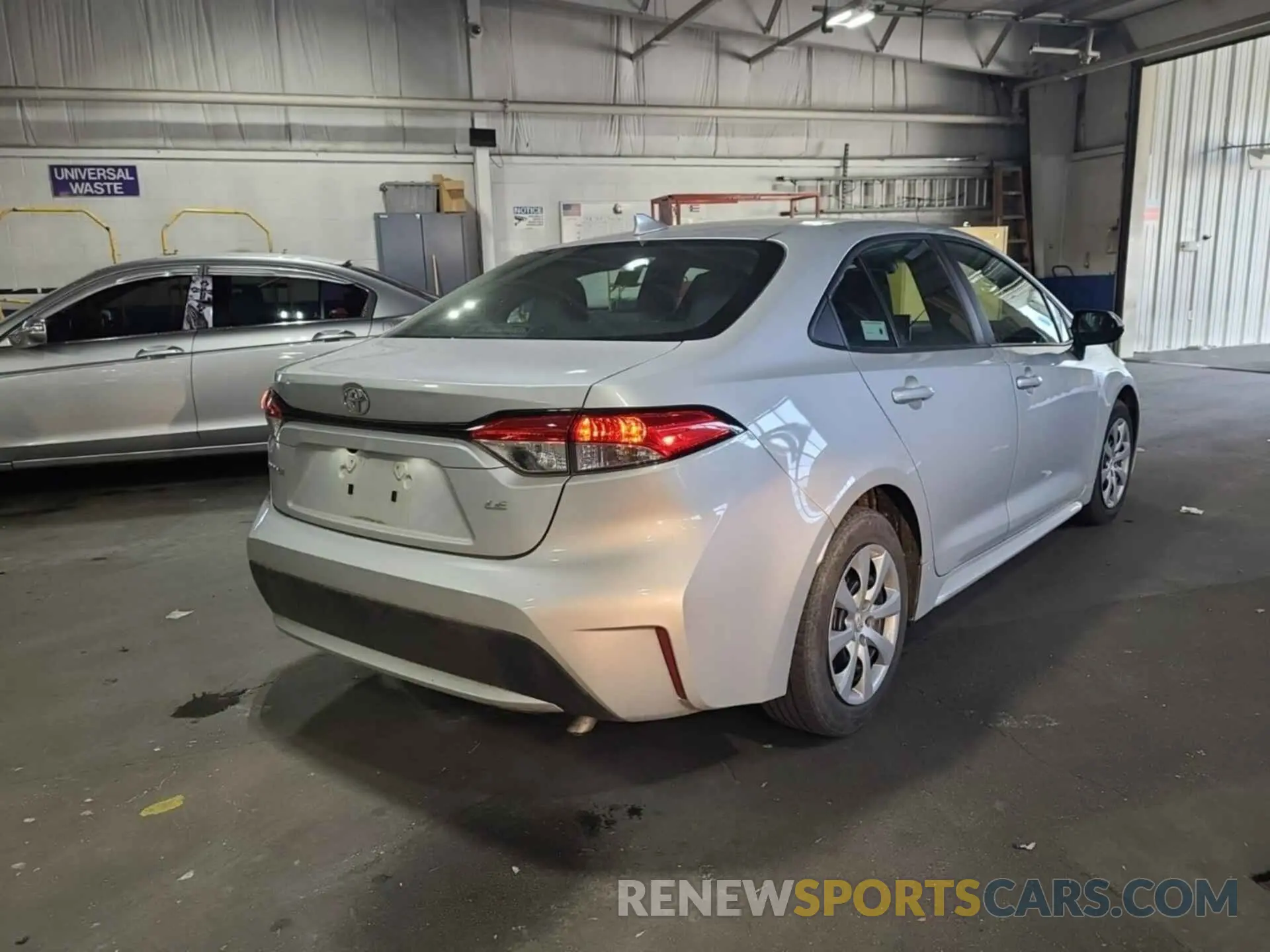 13 Photograph of a damaged car 5YFEPRAE4LP083202 TOYOTA COROLLA 2020