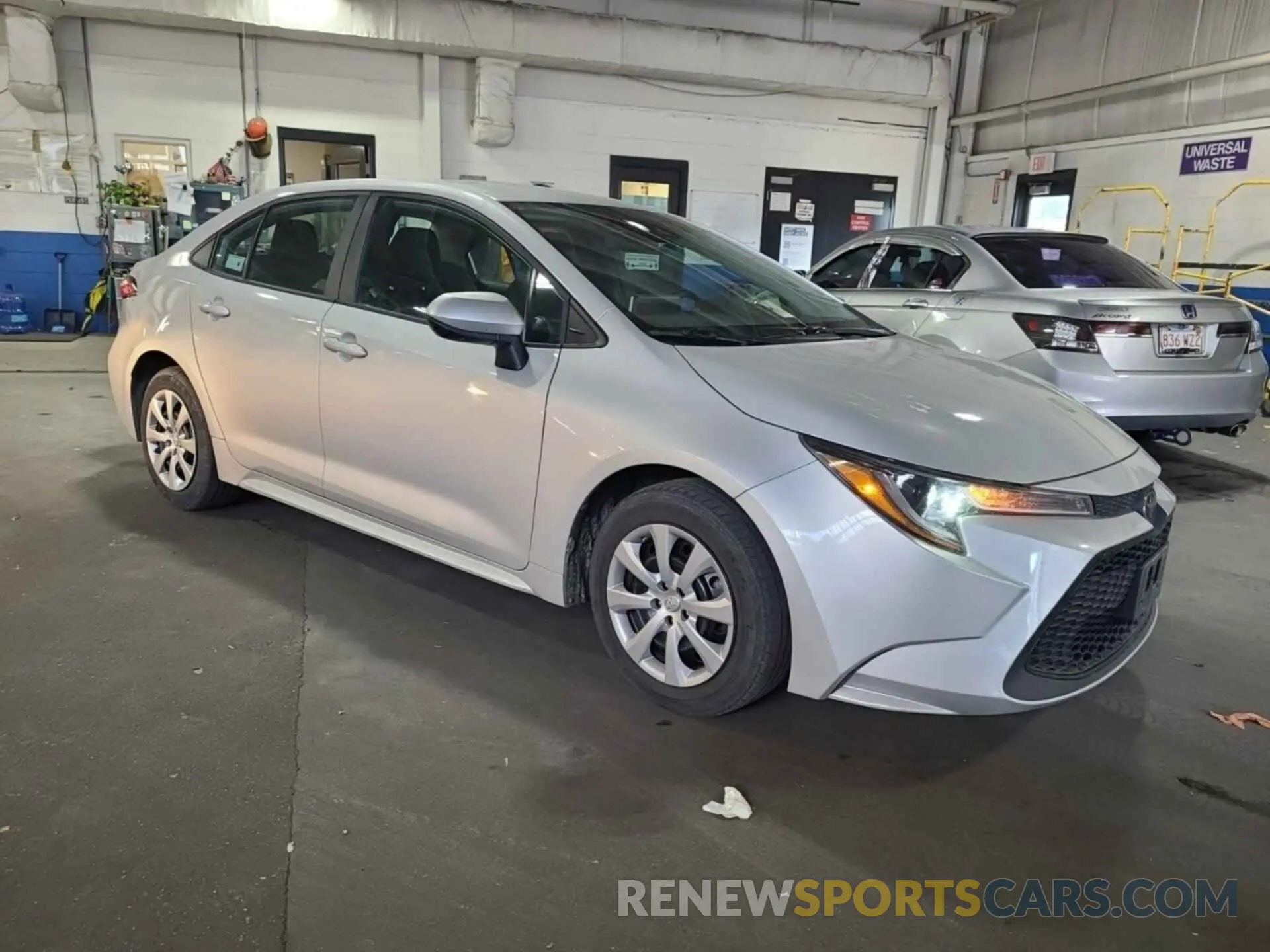 2 Photograph of a damaged car 5YFEPRAE4LP083202 TOYOTA COROLLA 2020