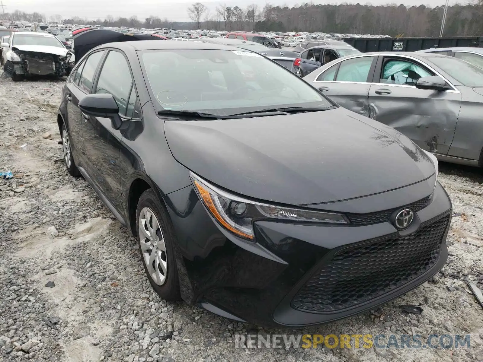 1 Photograph of a damaged car 5YFEPRAE4LP095186 TOYOTA COROLLA 2020