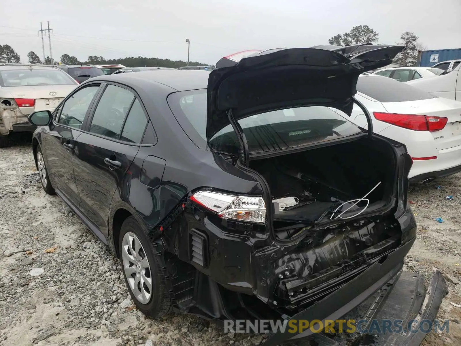 3 Photograph of a damaged car 5YFEPRAE4LP095186 TOYOTA COROLLA 2020