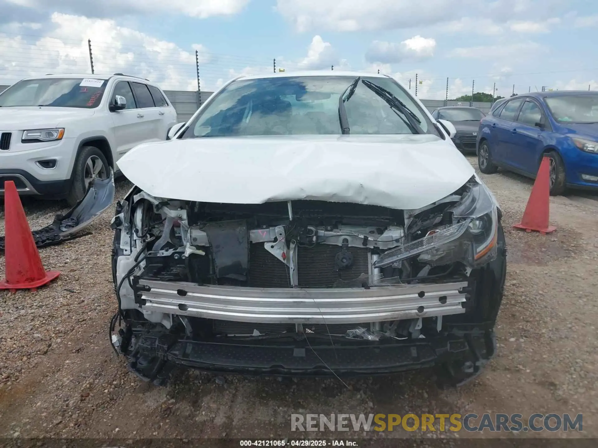 12 Фотография поврежденного автомобиля 5YFEPRAE4LP095592 TOYOTA COROLLA 2020