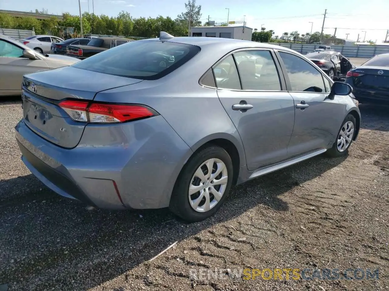 4 Photograph of a damaged car 5YFEPRAE4LP101469 TOYOTA COROLLA 2020