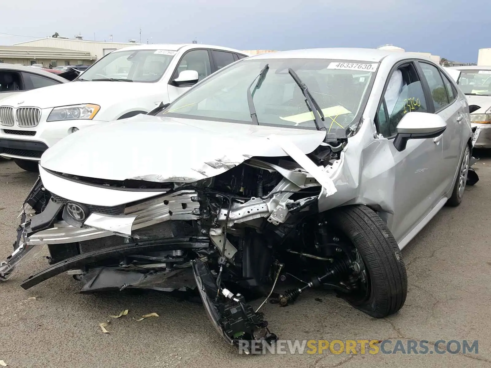 9 Photograph of a damaged car 5YFEPRAE4LP110706 TOYOTA COROLLA 2020