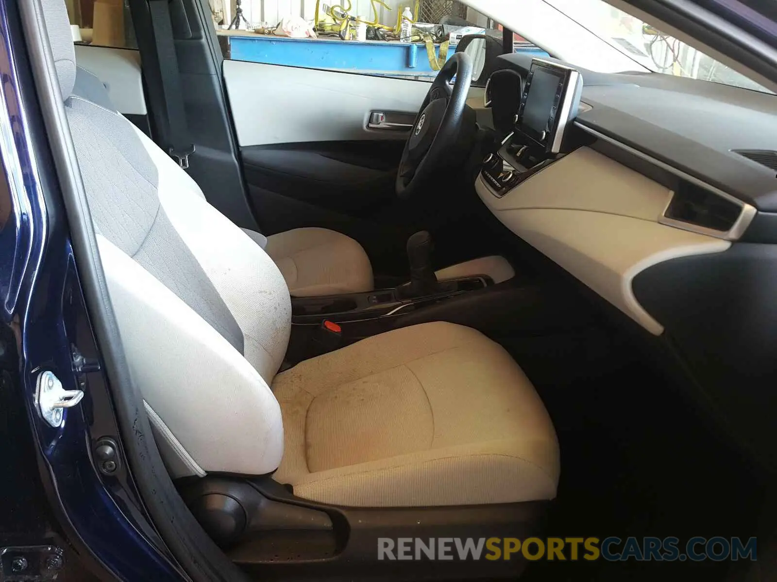 5 Photograph of a damaged car 5YFEPRAE4LP122242 TOYOTA COROLLA 2020