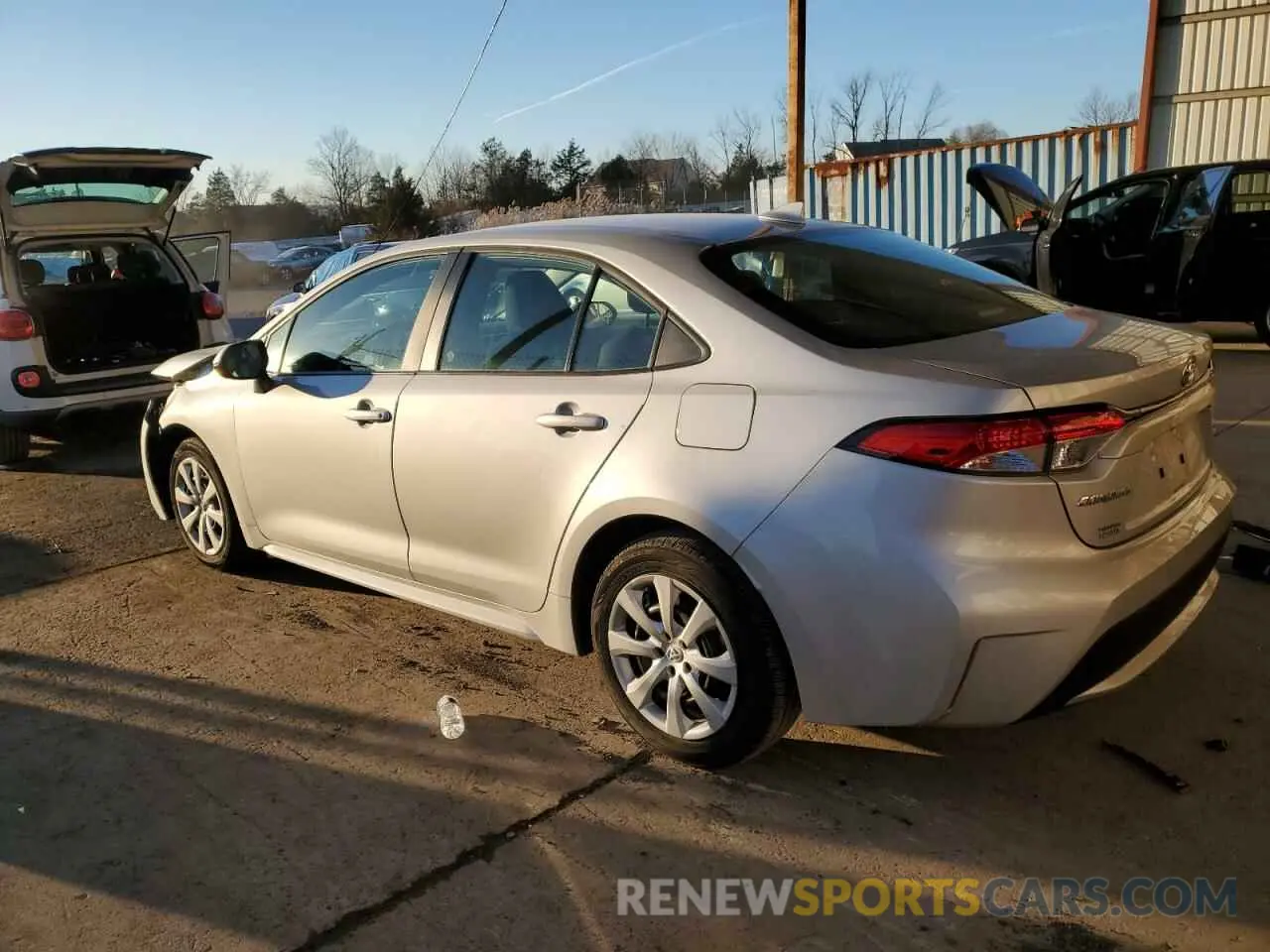2 Photograph of a damaged car 5YFEPRAE4LP126209 TOYOTA COROLLA 2020