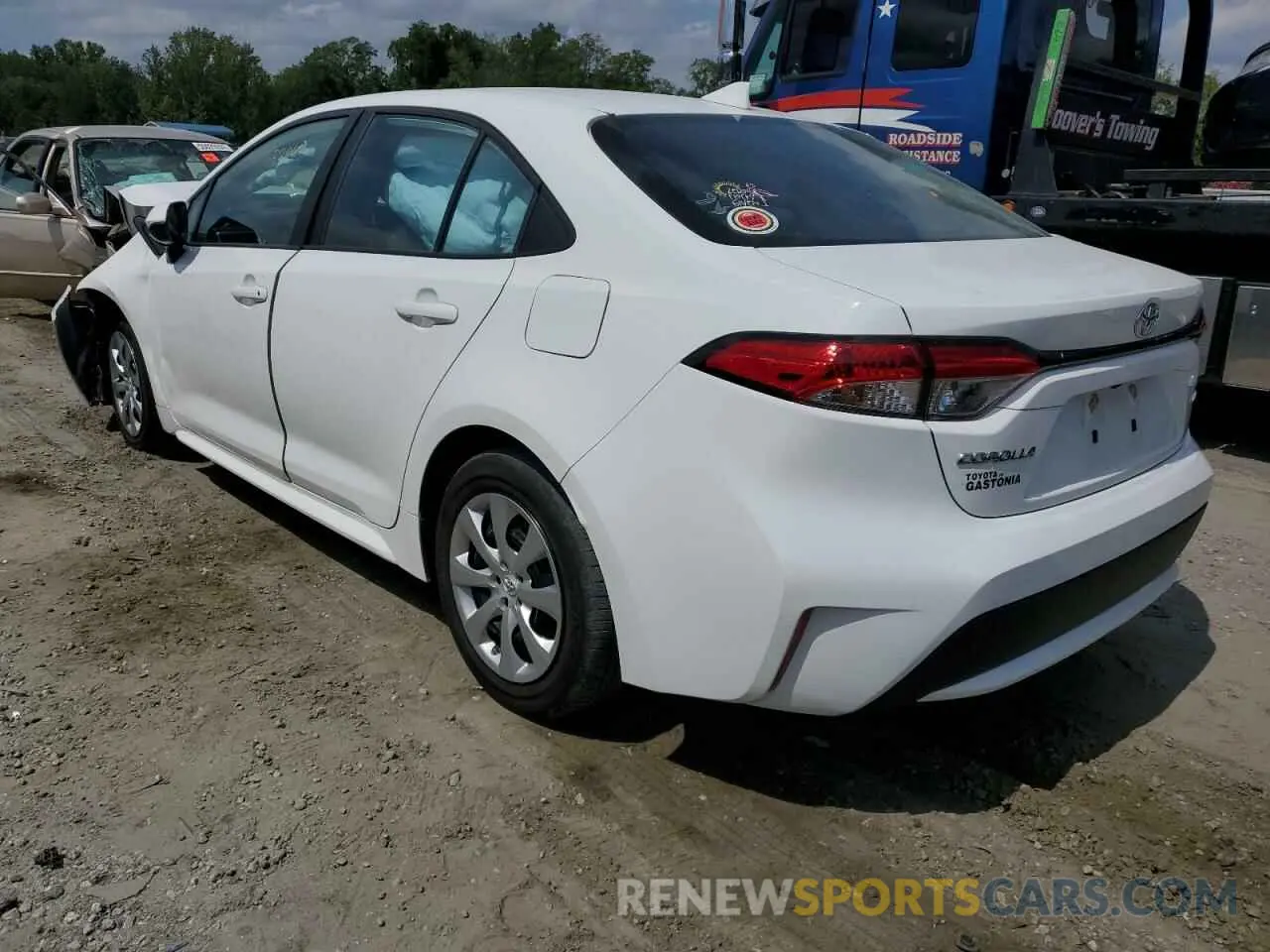 3 Photograph of a damaged car 5YFEPRAE4LP132947 TOYOTA COROLLA 2020