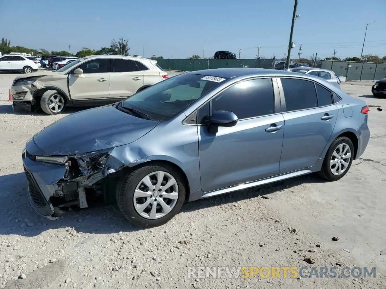 1 Фотография поврежденного автомобиля 5YFEPRAE4LP144872 TOYOTA COROLLA 2020