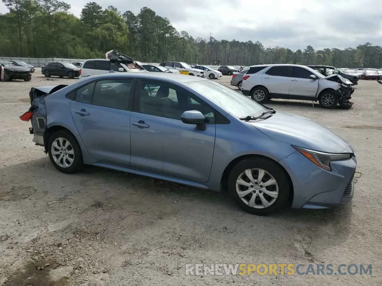 4 Photograph of a damaged car 5YFEPRAE5LP010842 TOYOTA COROLLA 2020