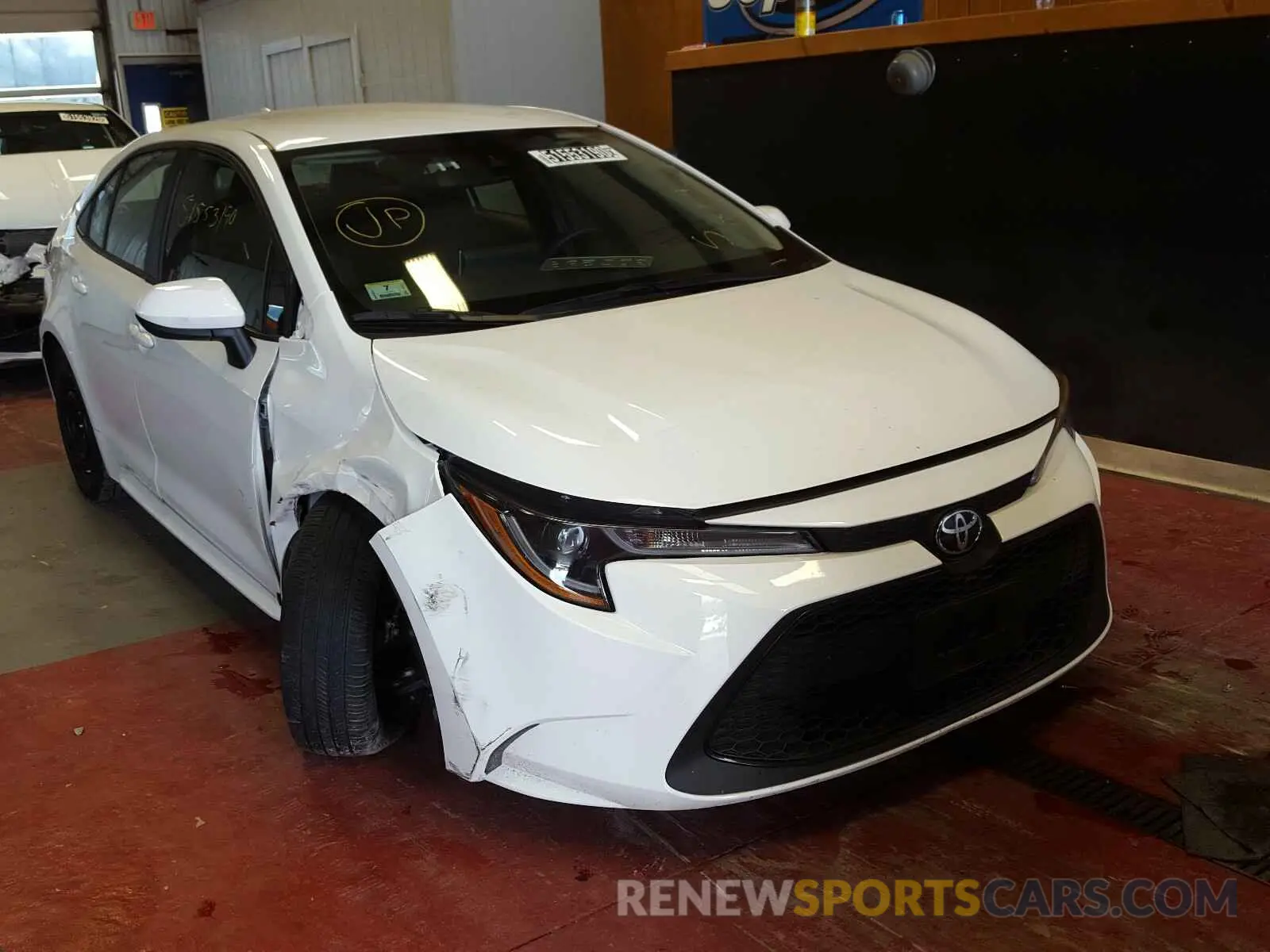 1 Photograph of a damaged car 5YFEPRAE5LP028774 TOYOTA COROLLA 2020