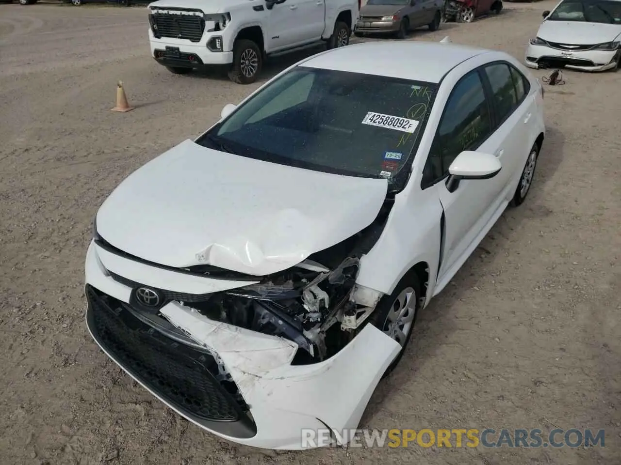 9 Photograph of a damaged car 5YFEPRAE5LP052525 TOYOTA COROLLA 2020