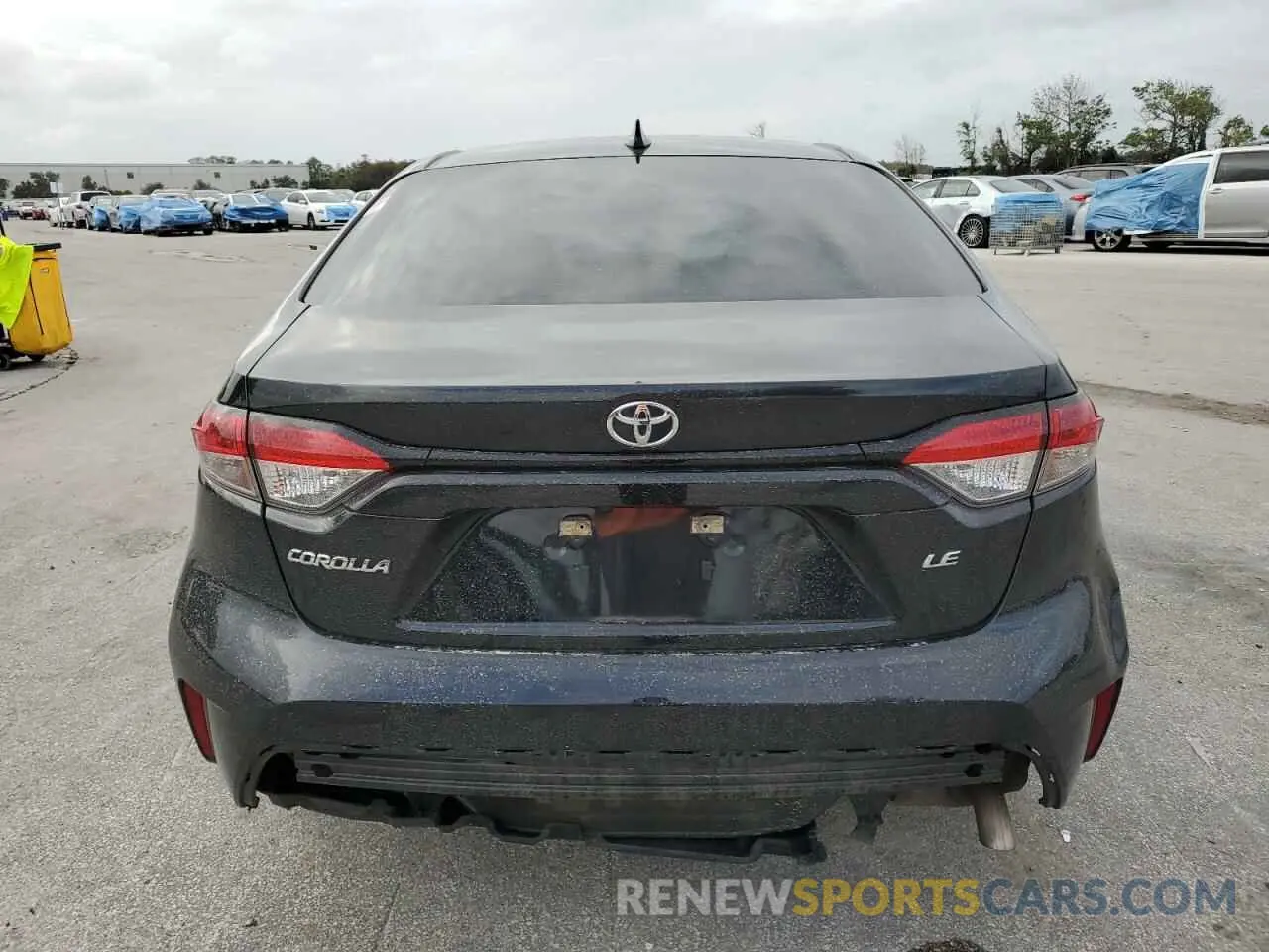 6 Photograph of a damaged car 5YFEPRAE5LP062889 TOYOTA COROLLA 2020