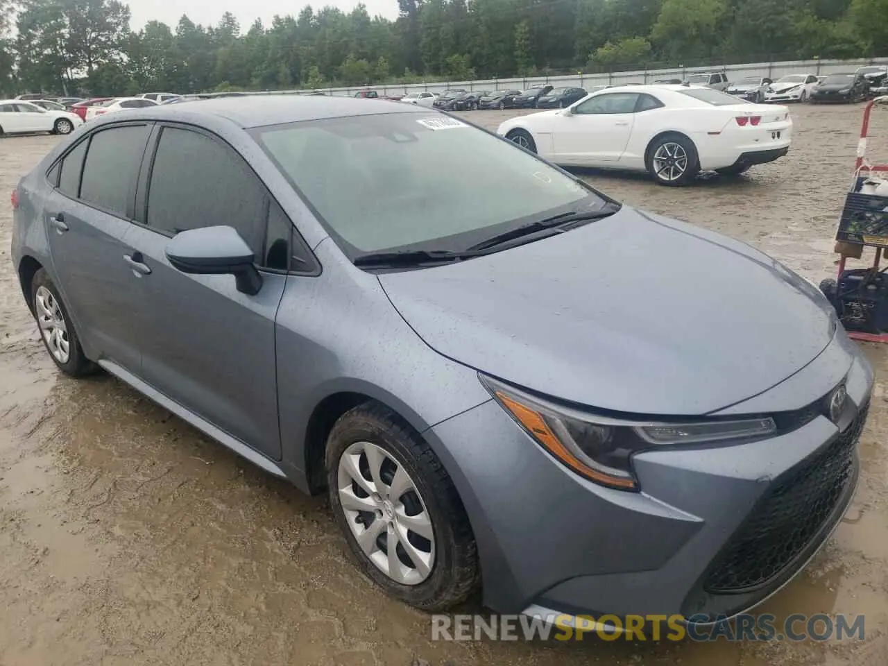 1 Photograph of a damaged car 5YFEPRAE5LP067946 TOYOTA COROLLA 2020