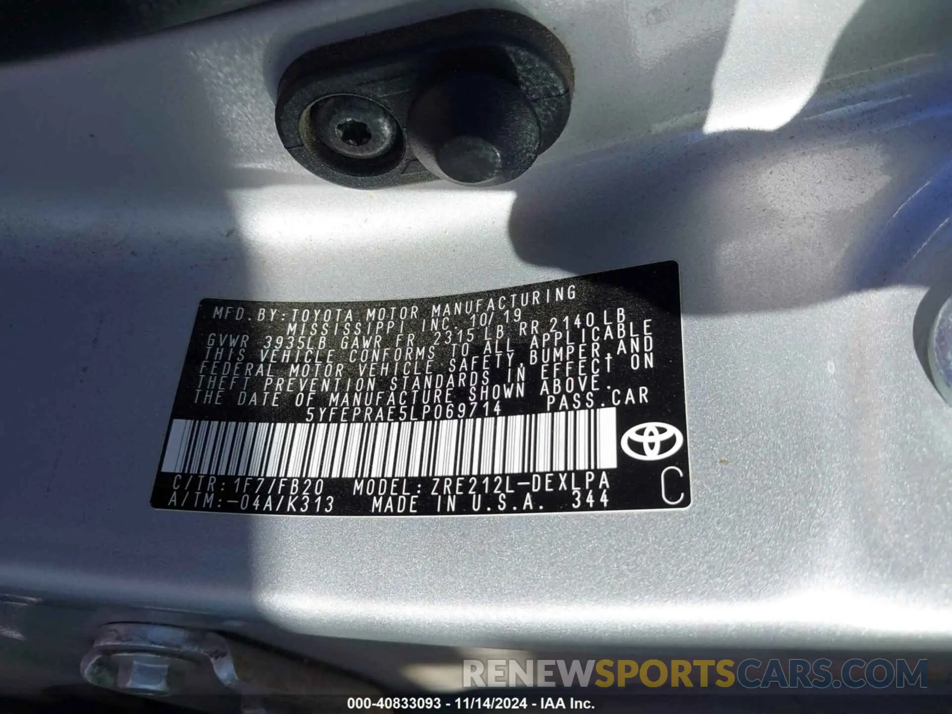 9 Photograph of a damaged car 5YFEPRAE5LP069714 TOYOTA COROLLA 2020
