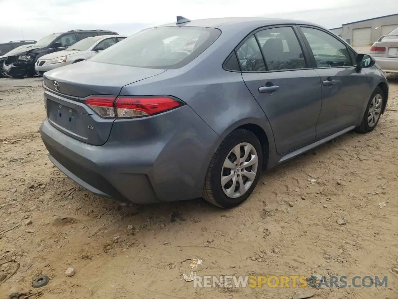 4 Photograph of a damaged car 5YFEPRAE5LP076663 TOYOTA COROLLA 2020