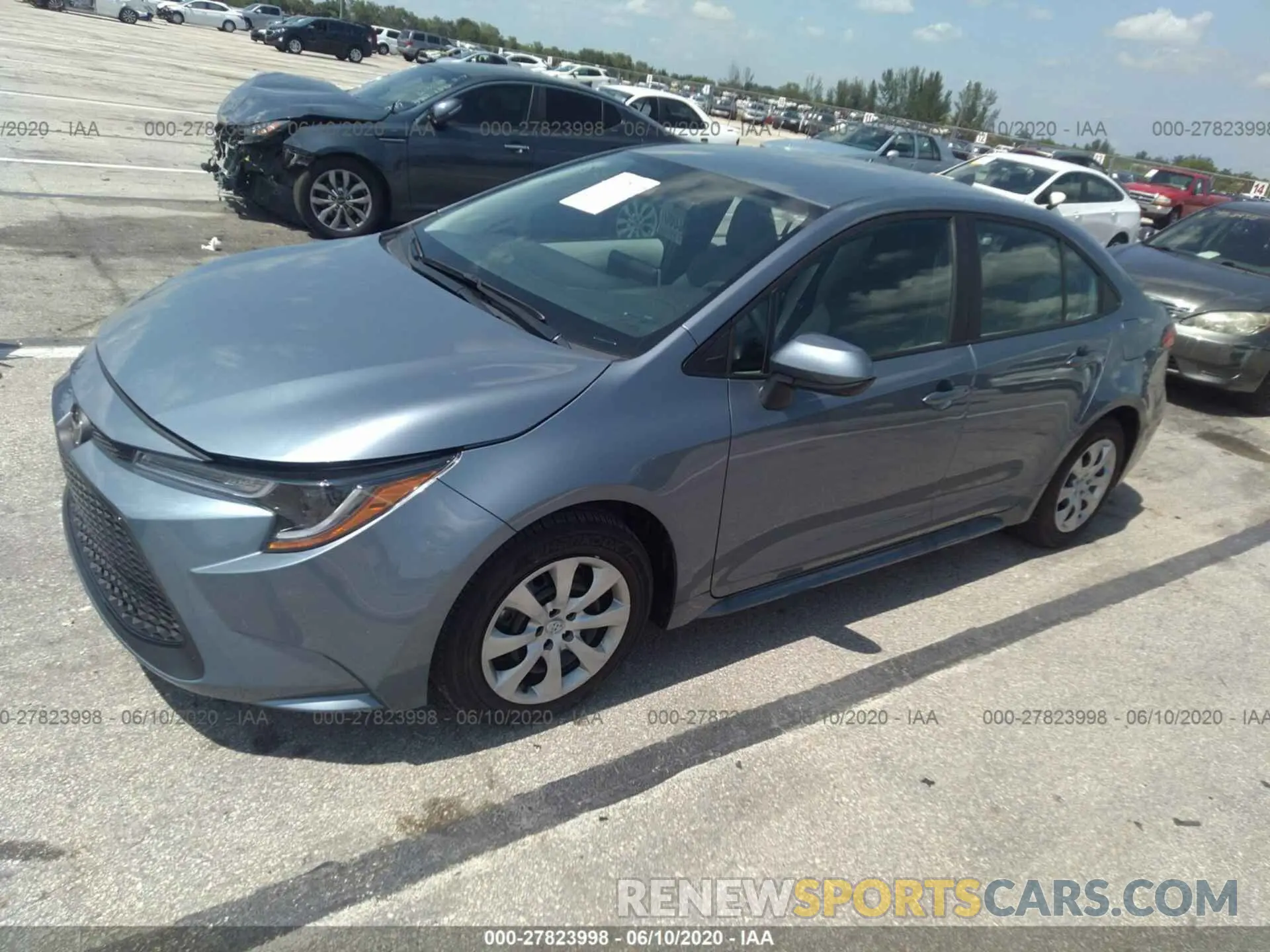 2 Photograph of a damaged car 5YFEPRAE5LP082334 TOYOTA COROLLA 2020
