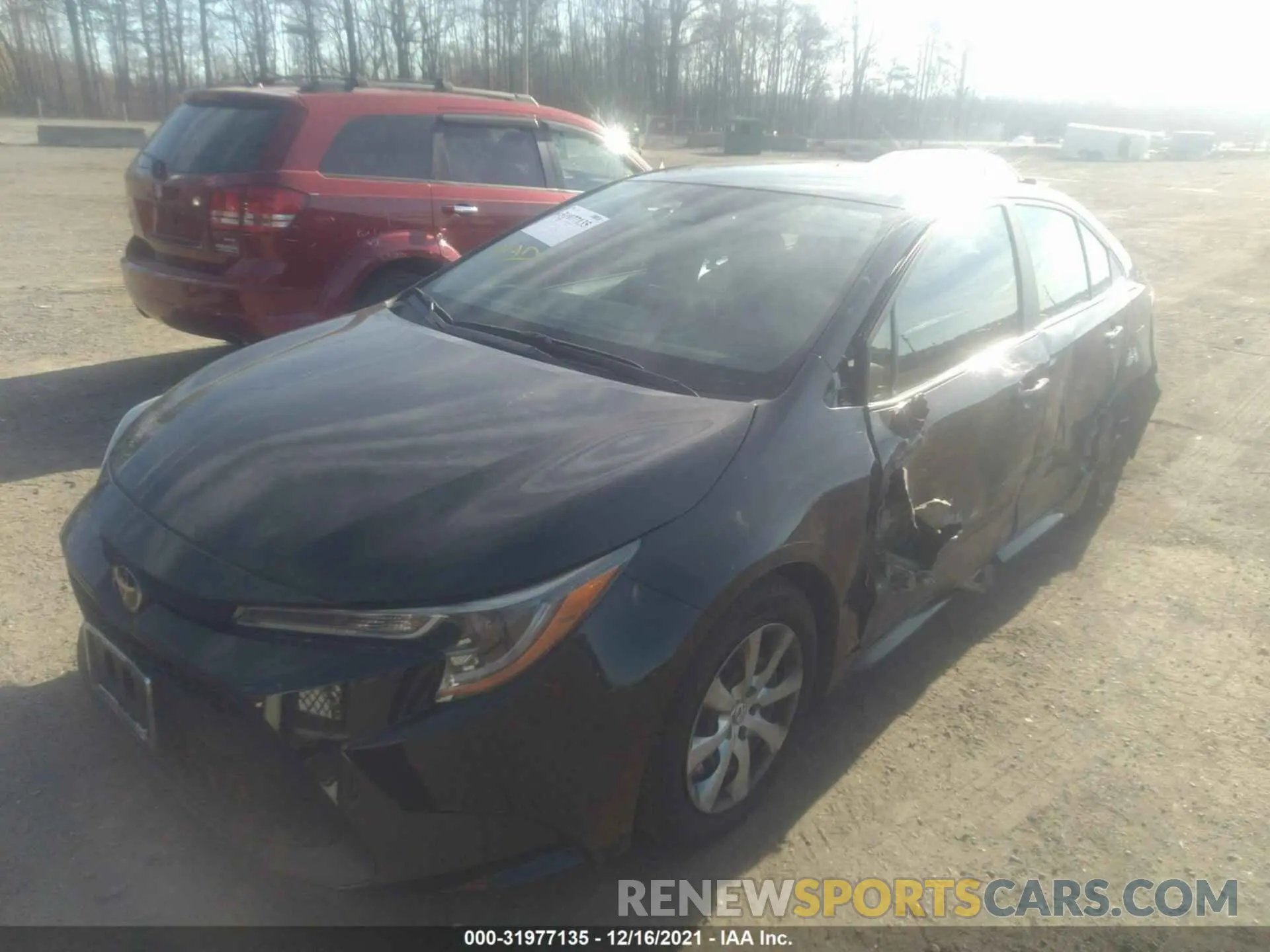 2 Photograph of a damaged car 5YFEPRAE5LP084035 TOYOTA COROLLA 2020