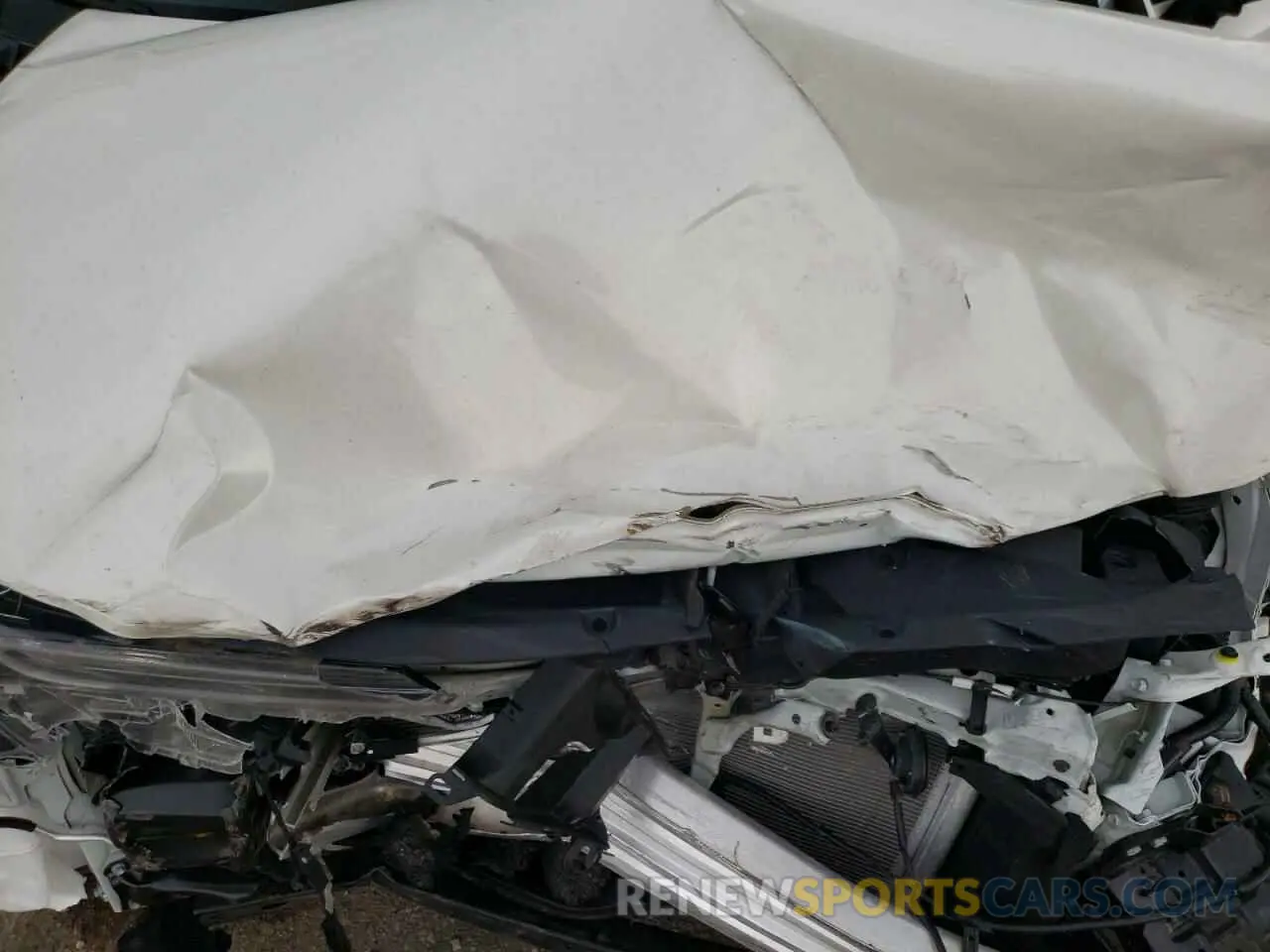 7 Photograph of a damaged car 5YFEPRAE5LP099747 TOYOTA COROLLA 2020