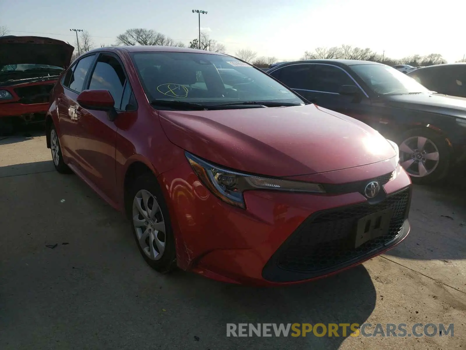 1 Photograph of a damaged car 5YFEPRAE5LP101951 TOYOTA COROLLA 2020