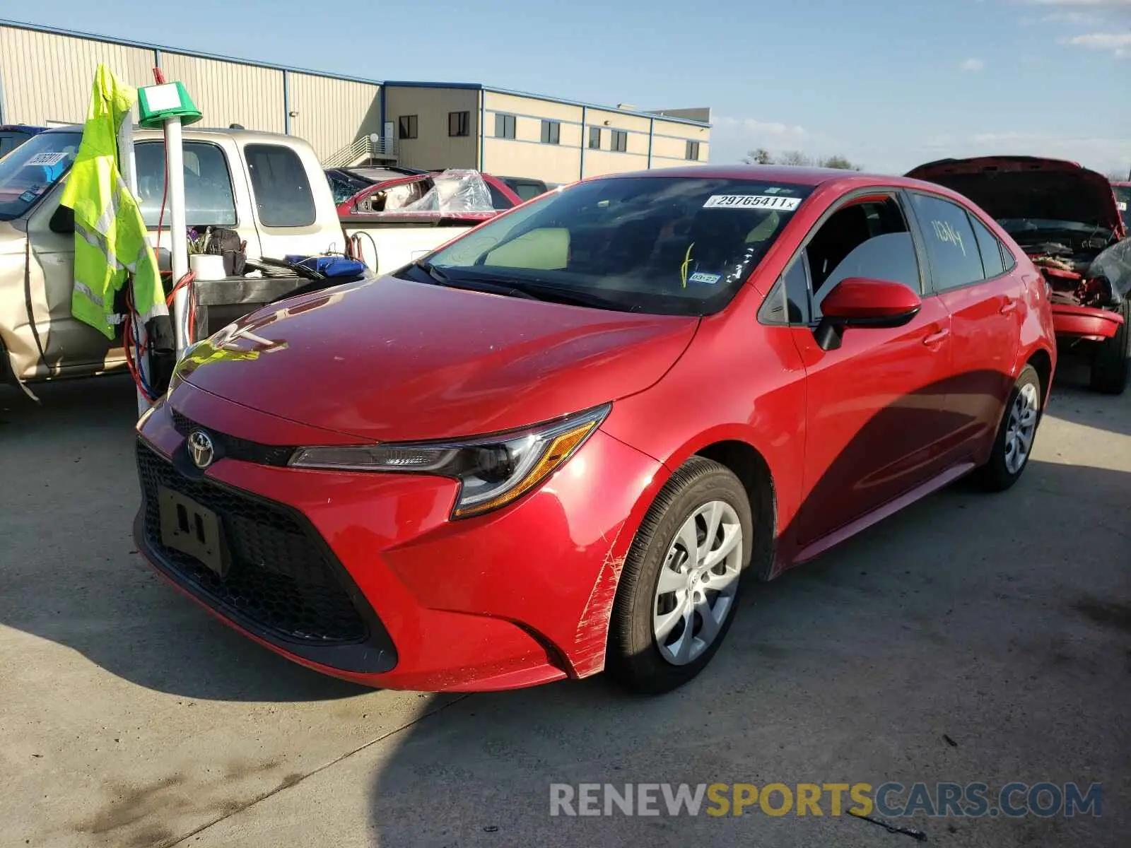 2 Photograph of a damaged car 5YFEPRAE5LP101951 TOYOTA COROLLA 2020