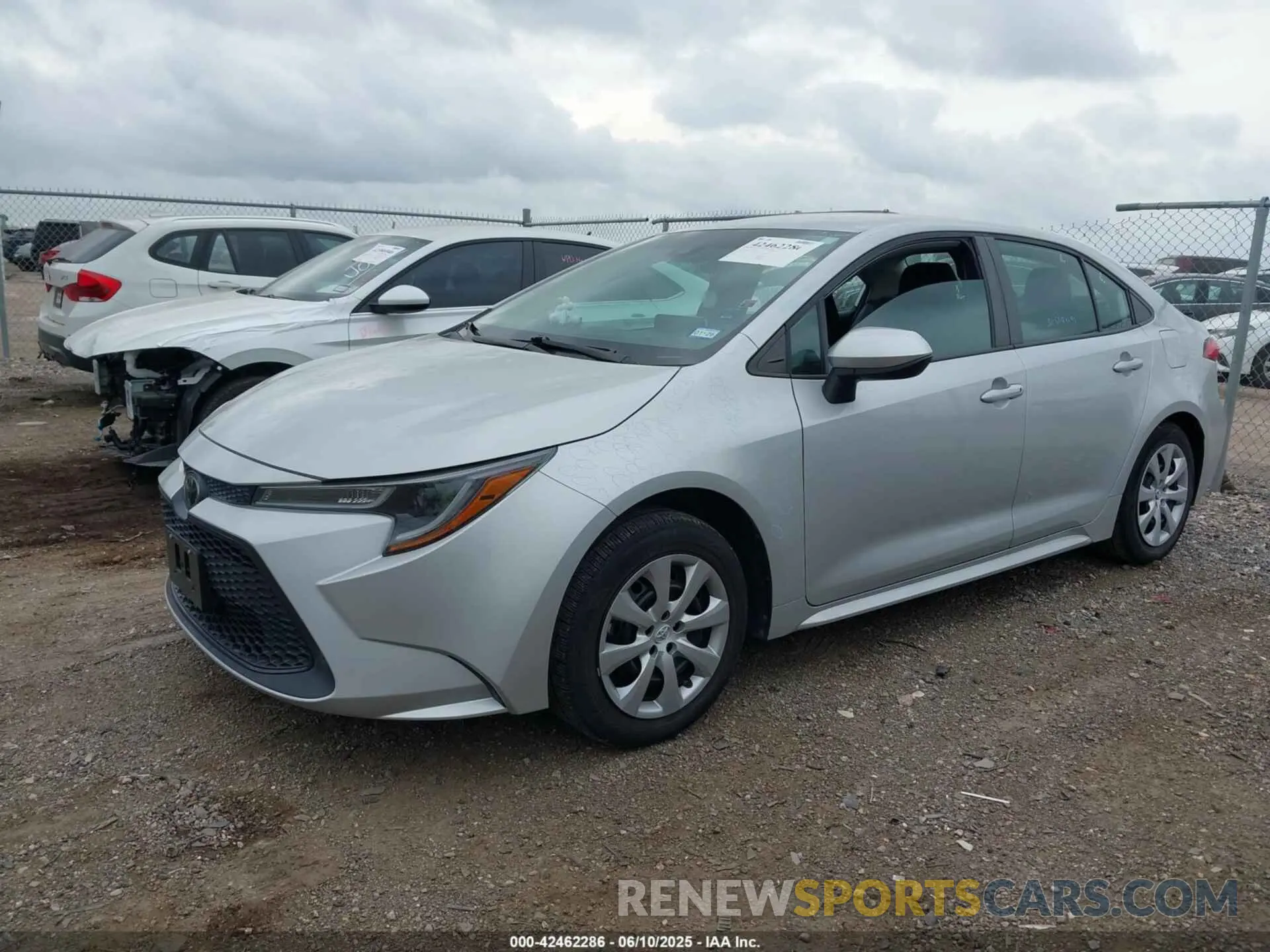 2 Photograph of a damaged car 5YFEPRAE5LP102050 TOYOTA COROLLA 2020